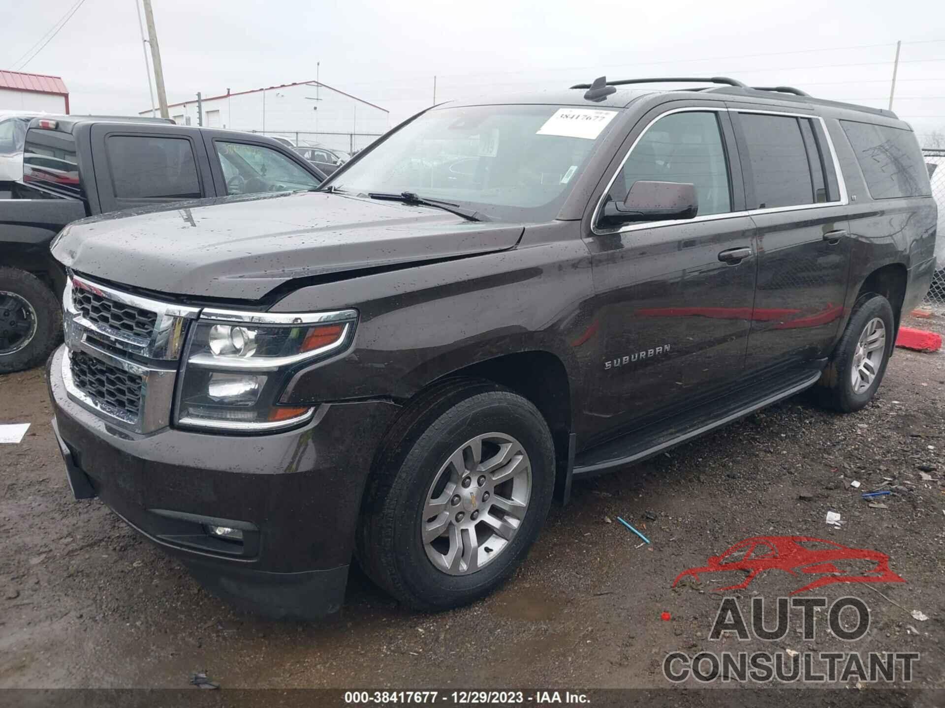 CHEVROLET SUBURBAN 2018 - 1GNSKHKCXJR138478