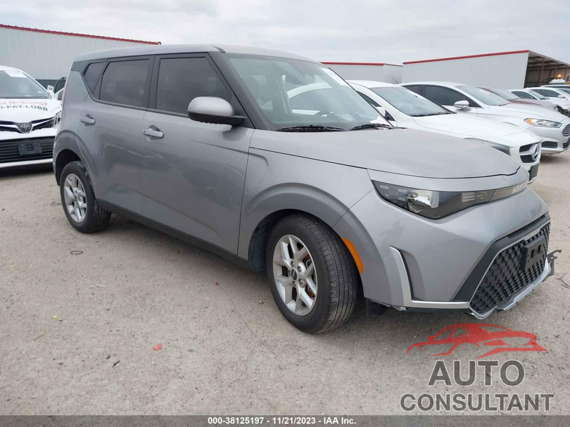KIA SOUL 2023 - KNDJ23AU2P7896286