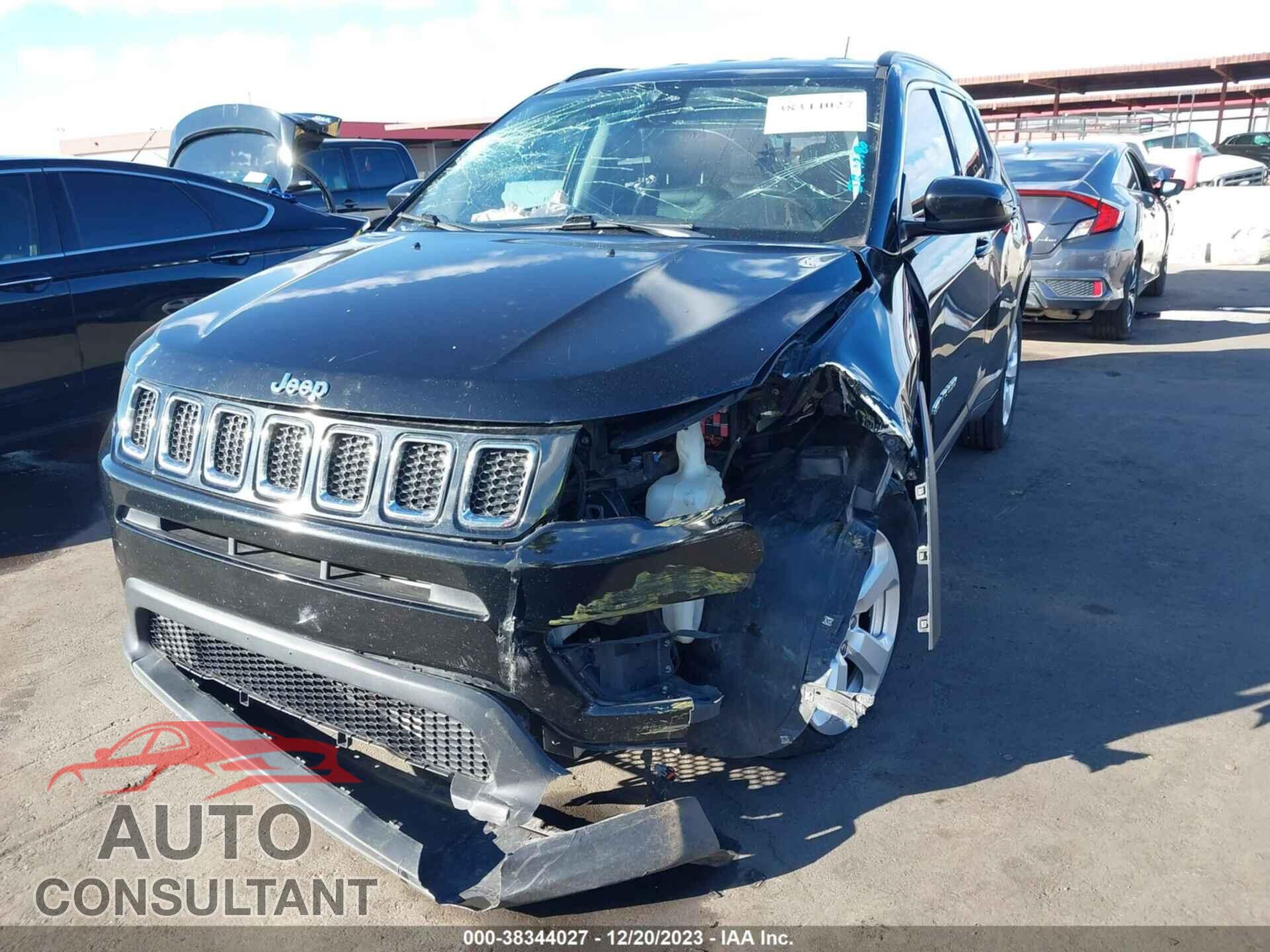 JEEP COMPASS 2018 - 3C4NJDBBXJT325798