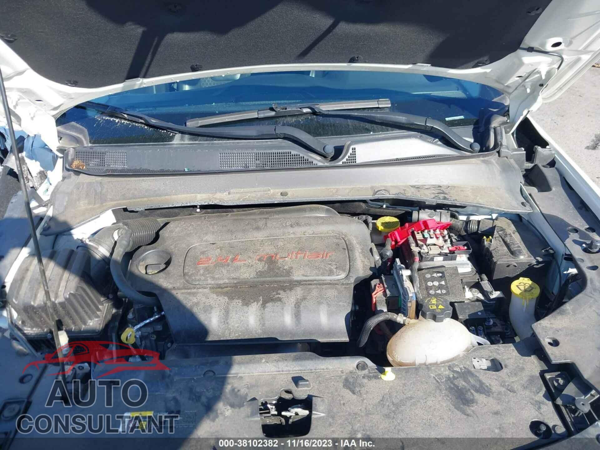 JEEP COMPASS 2020 - 3C4NJCBB8LT118078