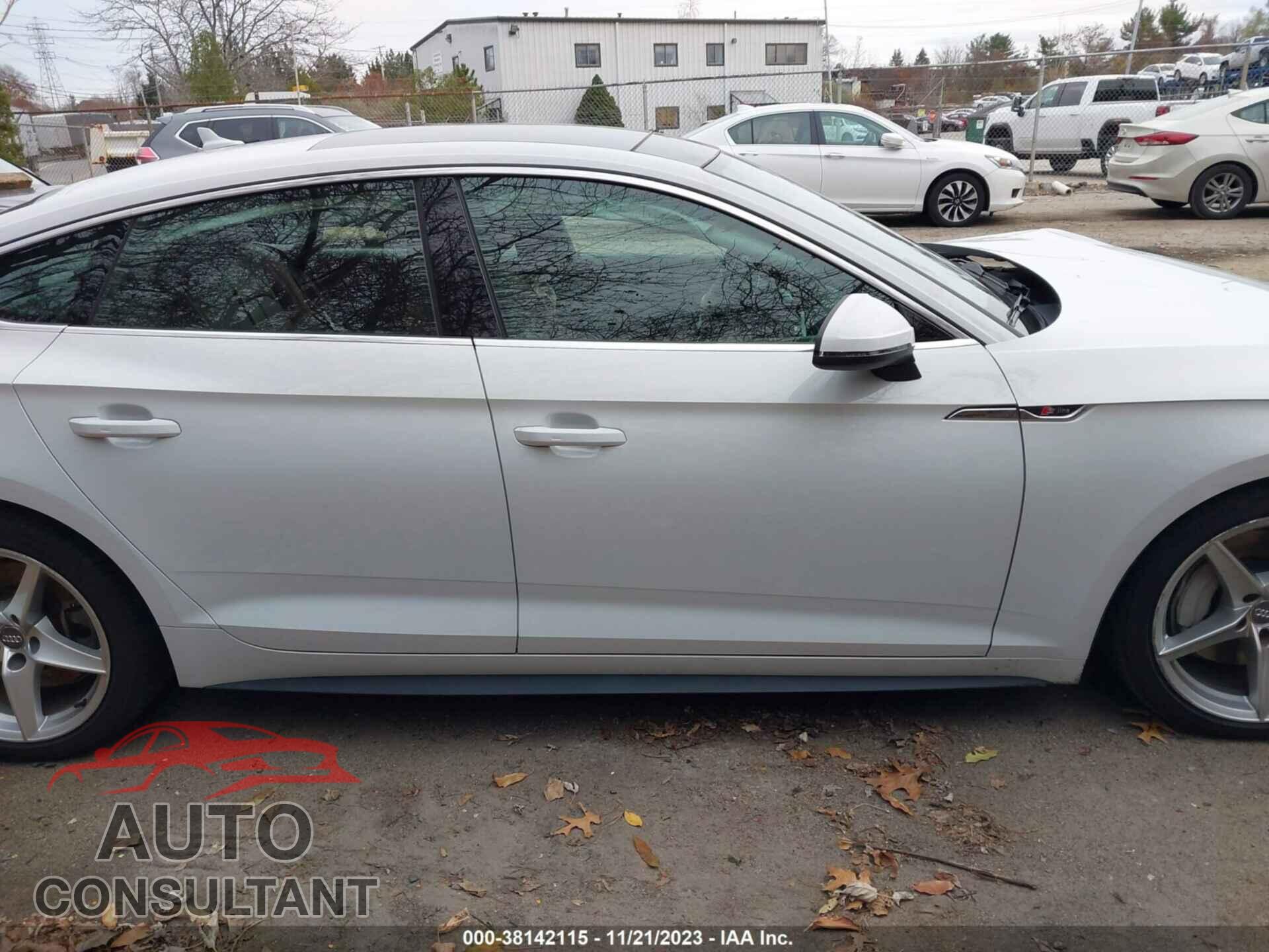 AUDI A5 2018 - WAUENDF55JA100024