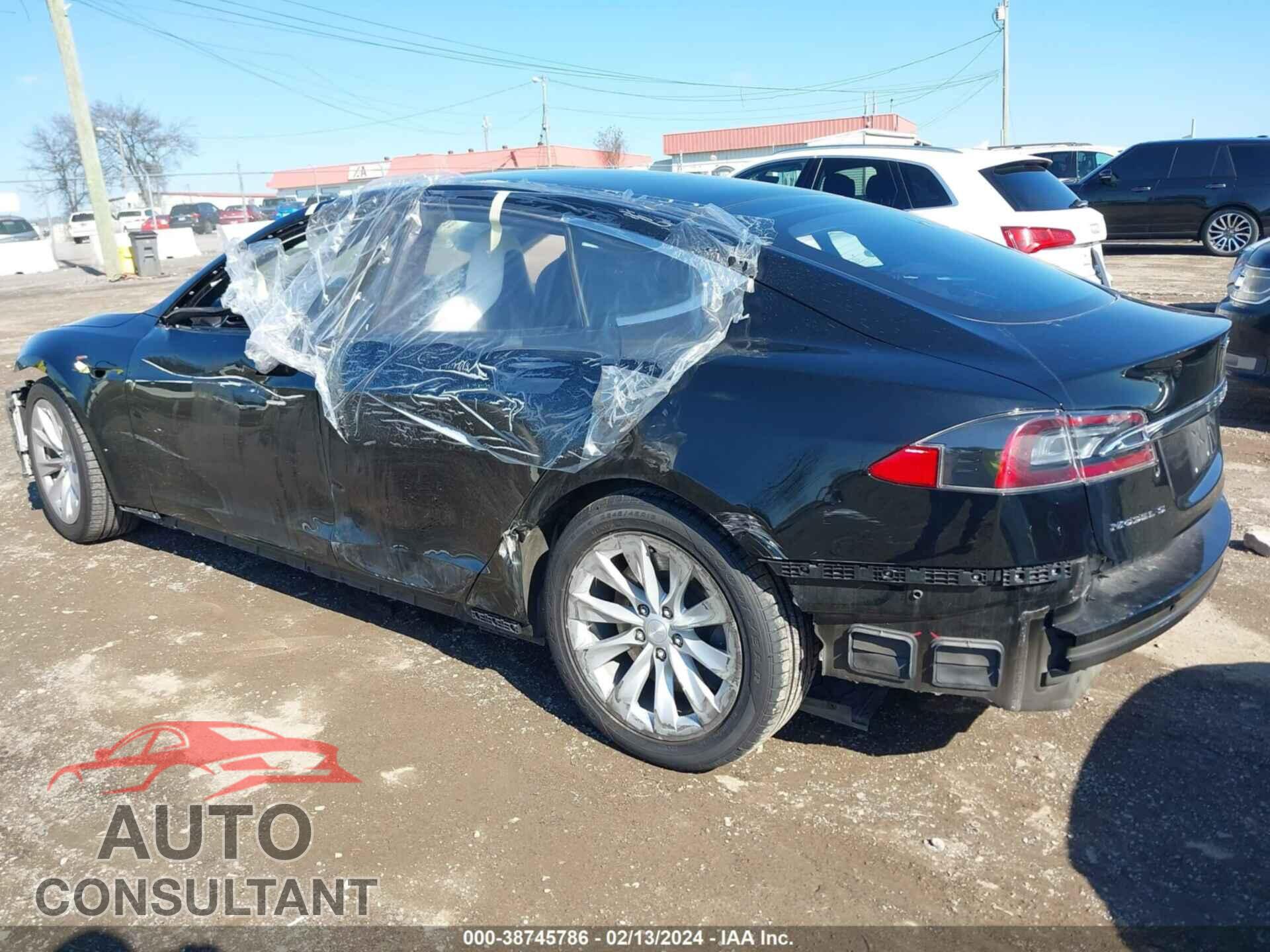 TESLA MODEL S 2018 - 5YJSA1E2XJF247759