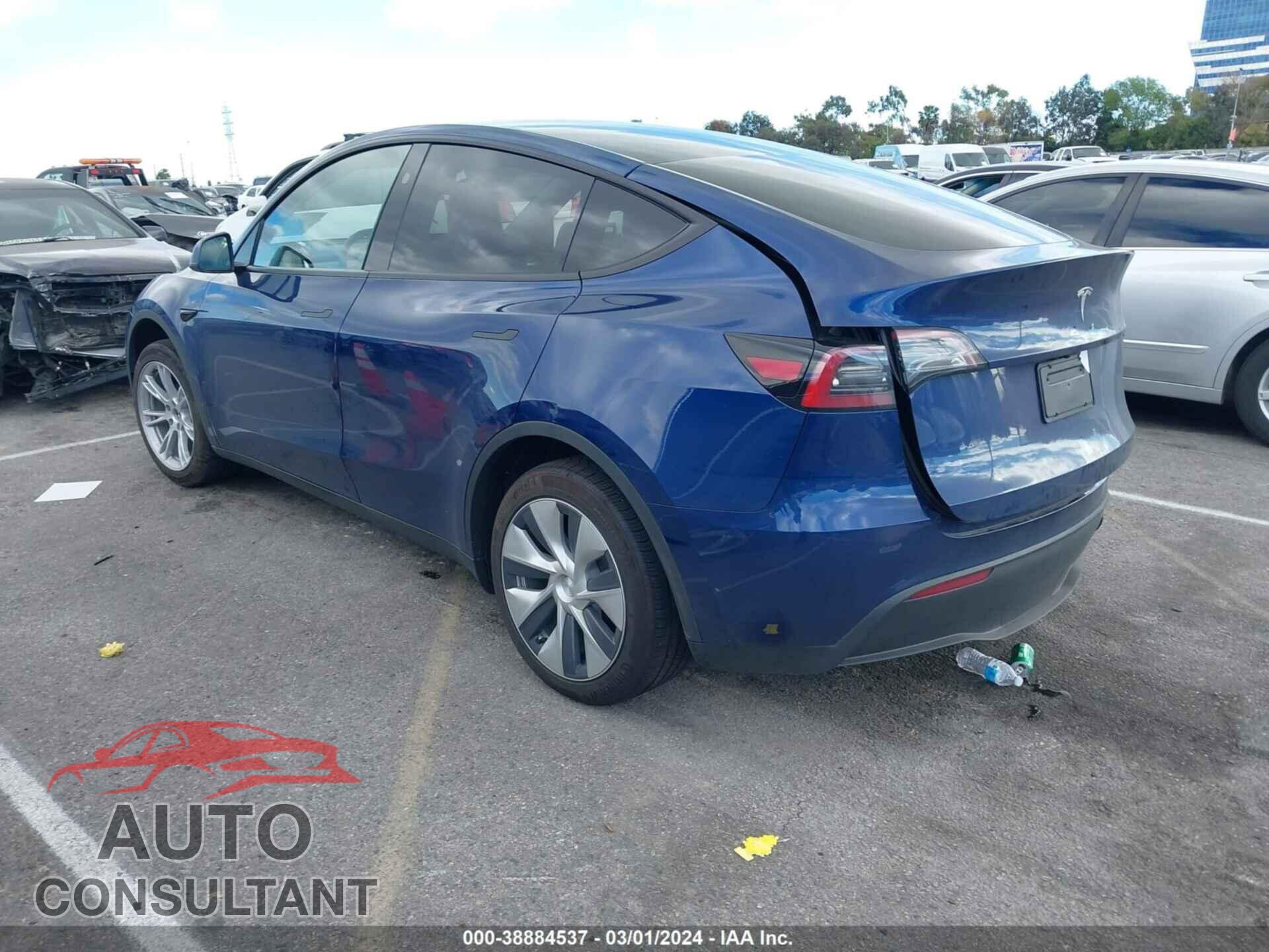 TESLA MODEL Y 2023 - 7SAYGDED0PF979664