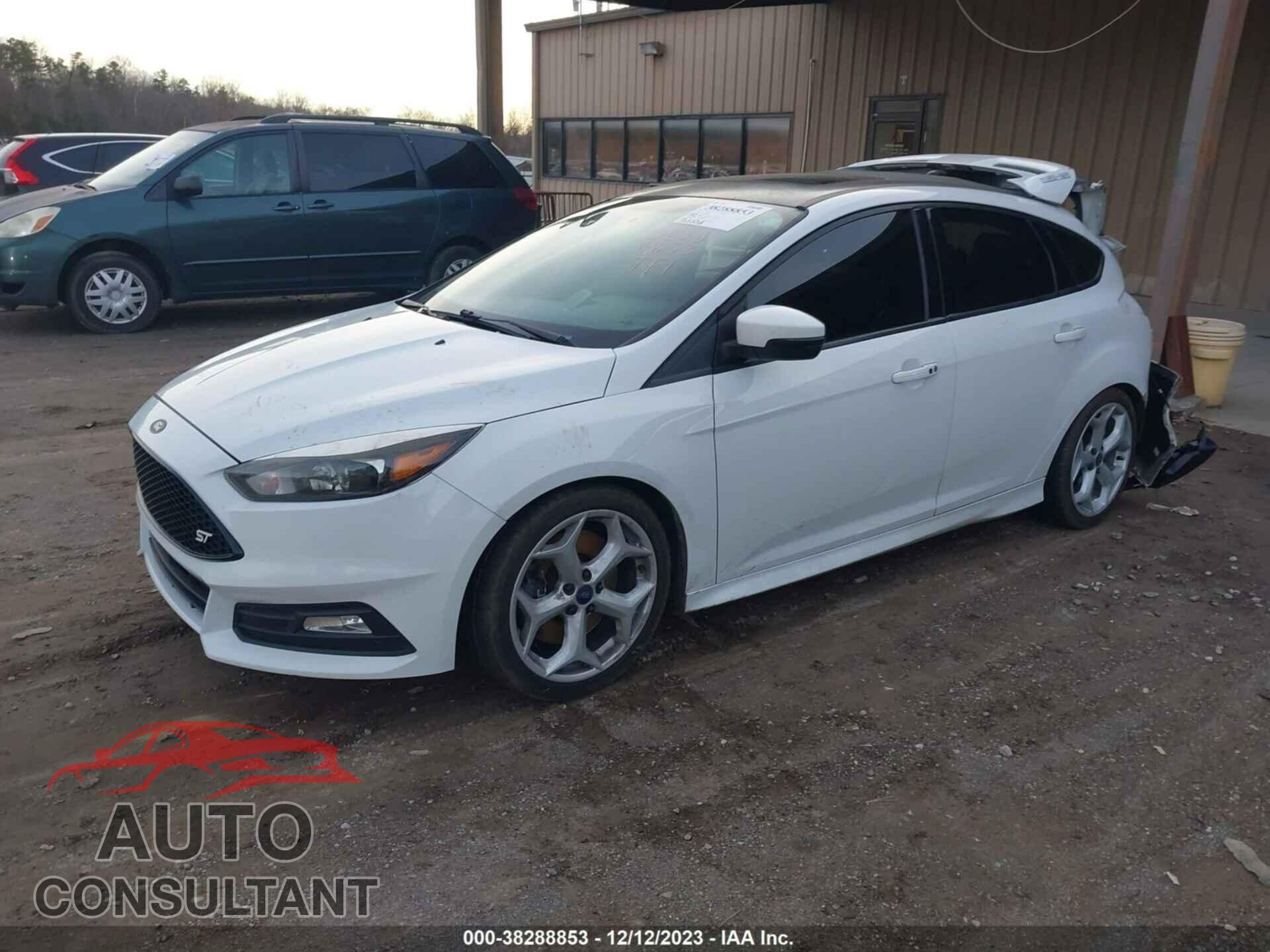 FORD FOCUS ST 2016 - 1FADP3L93GL350116
