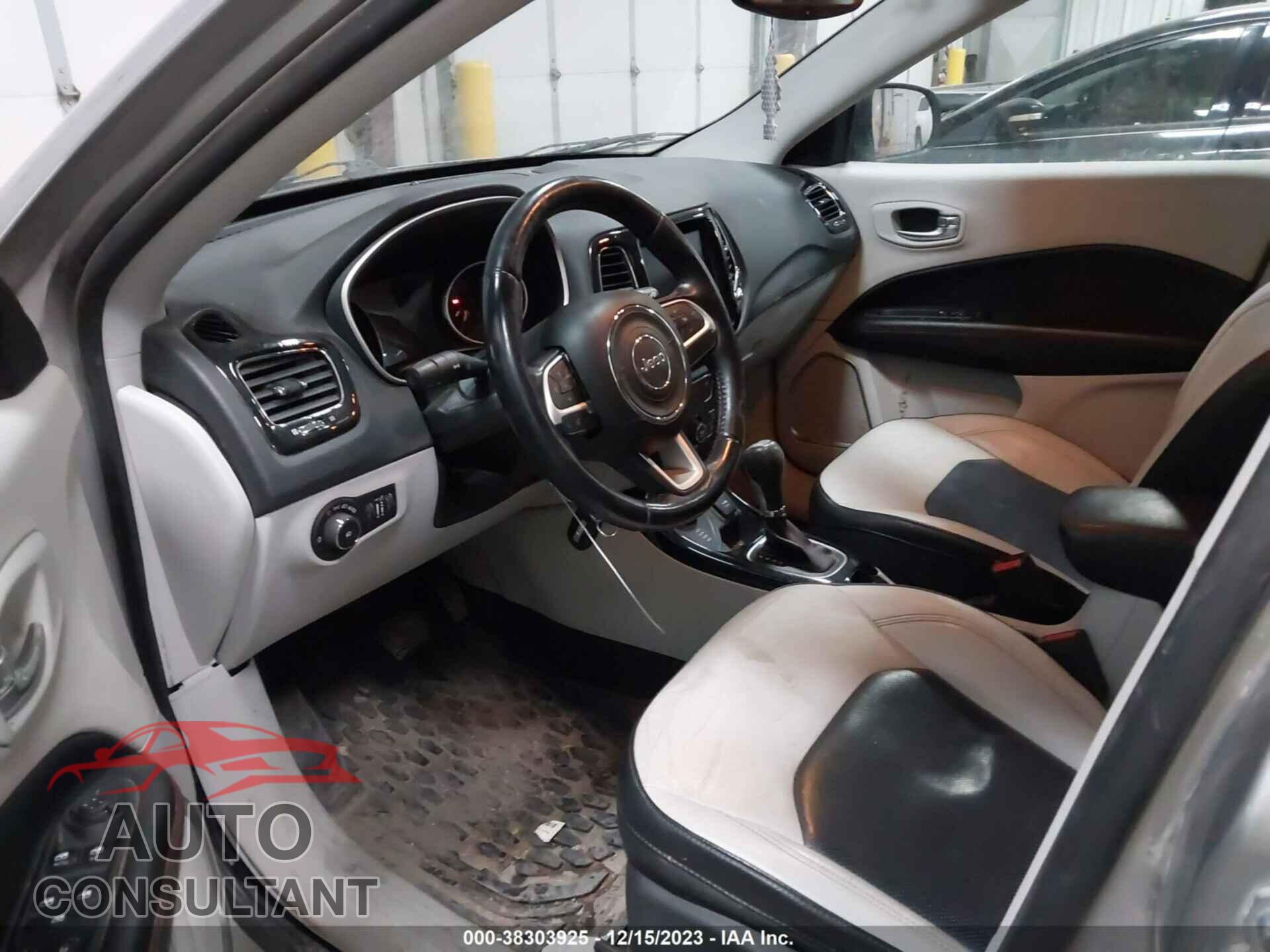 JEEP COMPASS 2020 - 3C4NJDCB9LT151563