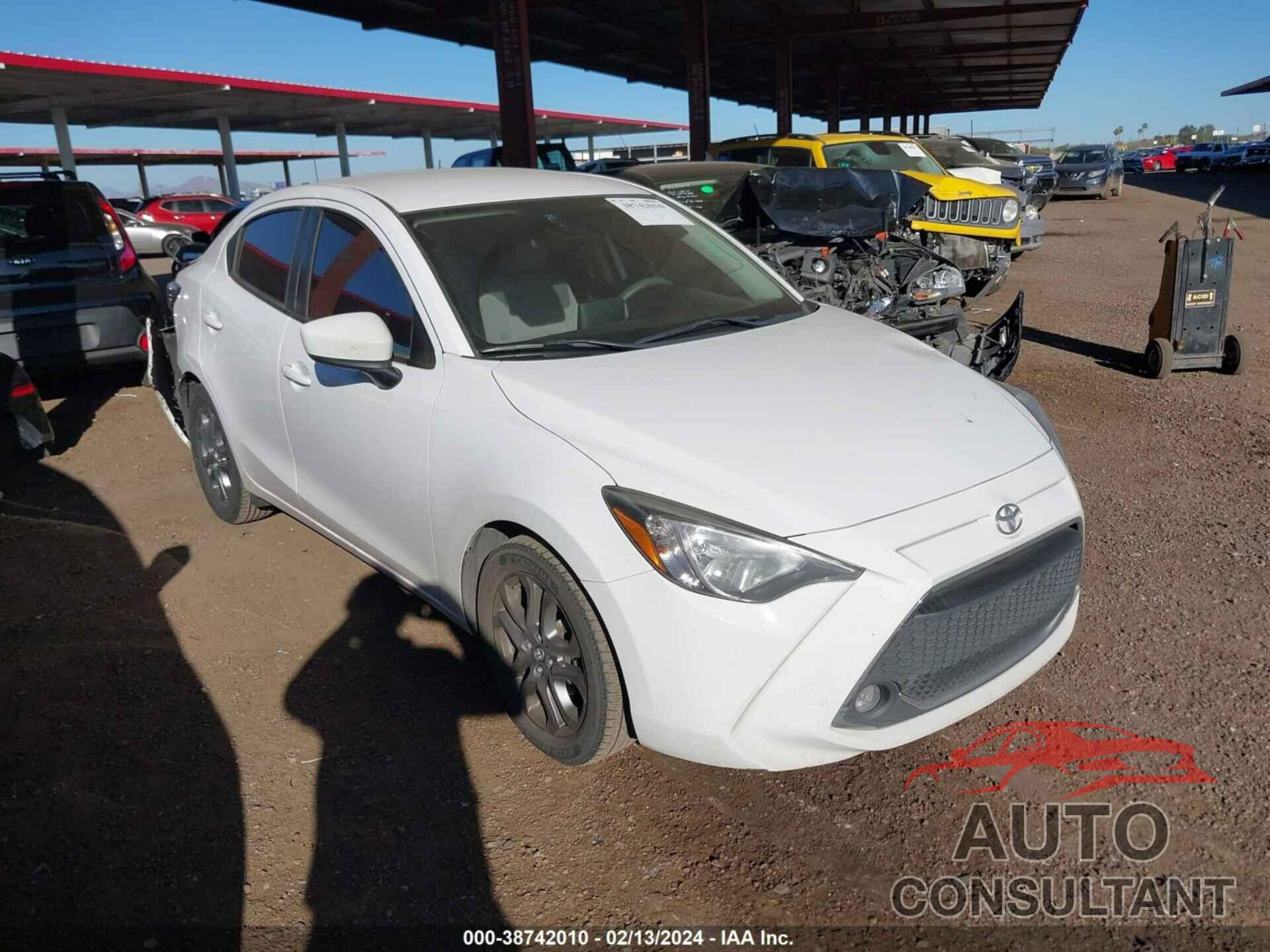 TOYOTA YARIS 2019 - 3MYDLBYV4KY511175