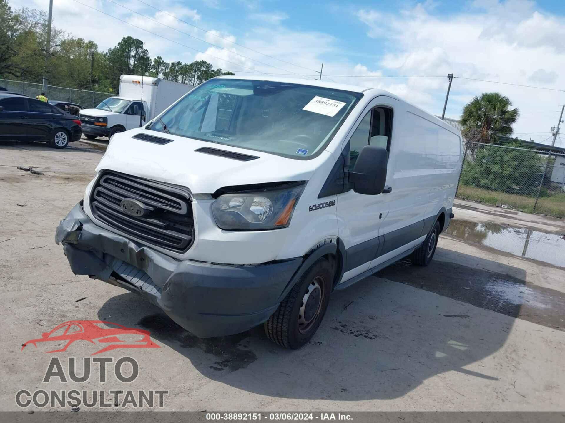 FORD TRANSIT-150 2017 - 1FTYE2YM2HKB55365