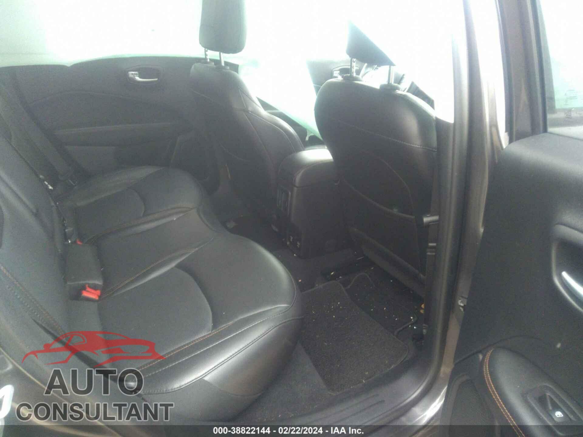JEEP COMPASS 2019 - 3C4NJDCB8KT753031