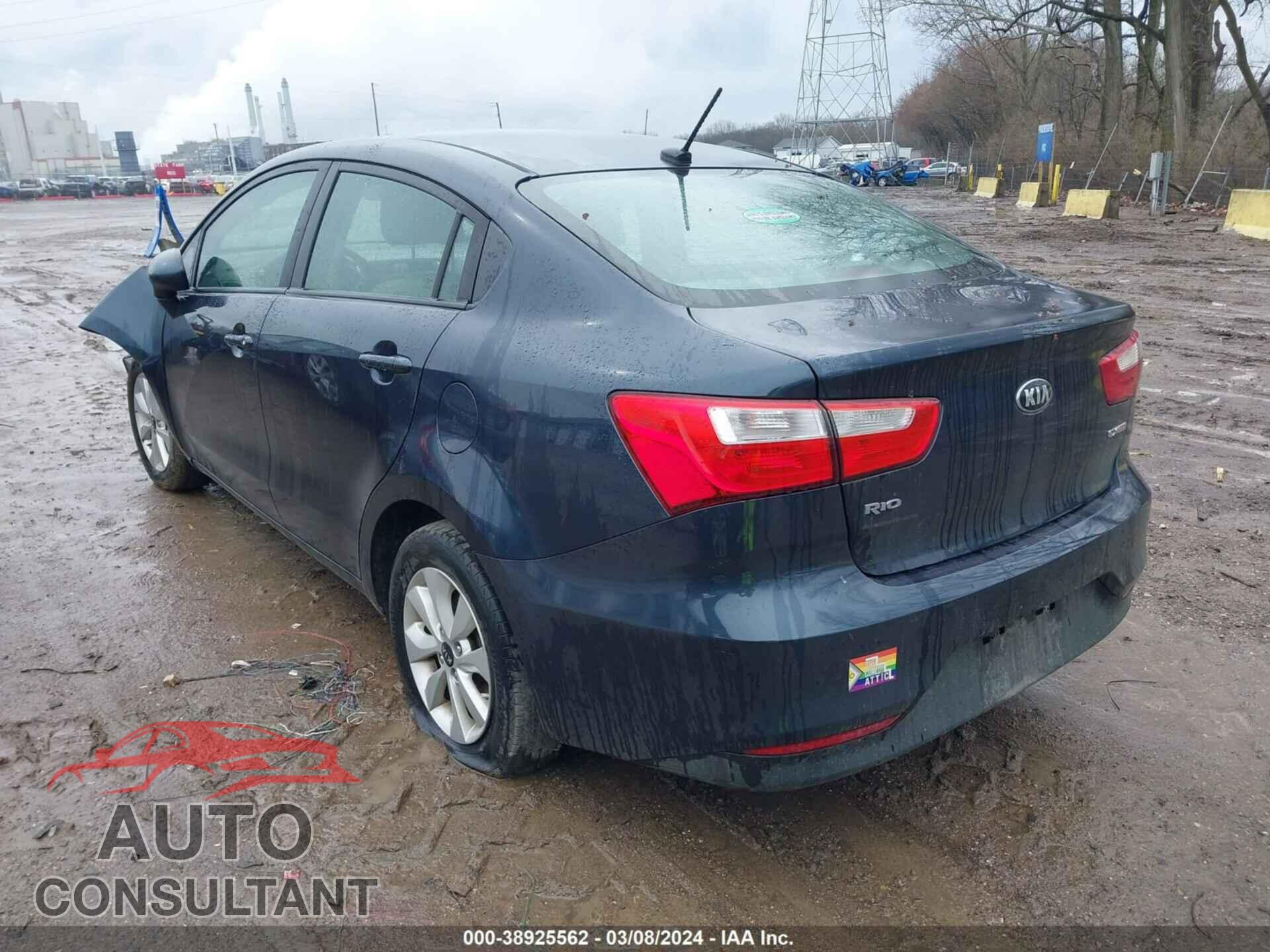 KIA RIO 2016 - KNADN4A32G6676442