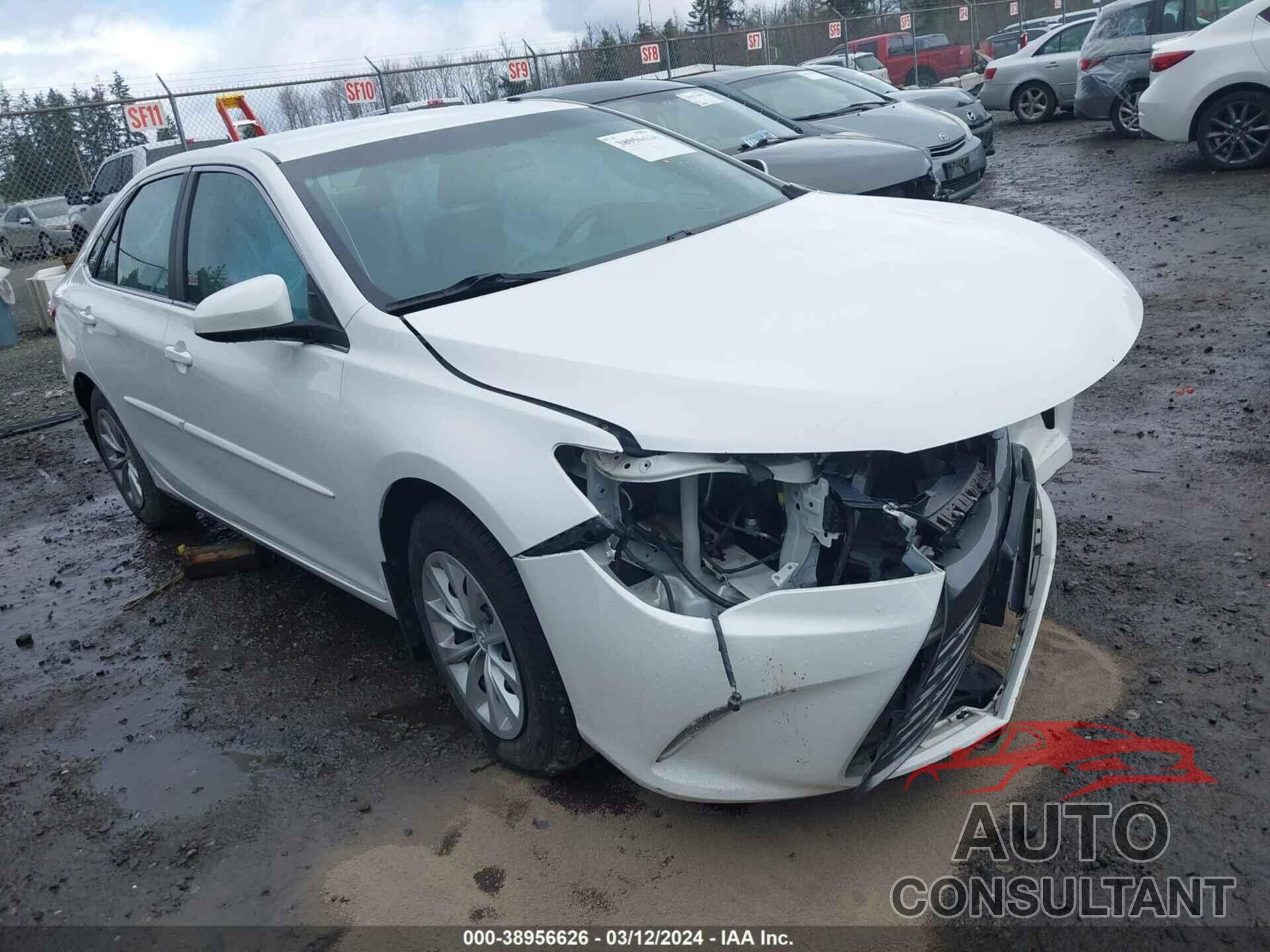 TOYOTA CAMRY 2016 - 4T4BF1FK4GR536931