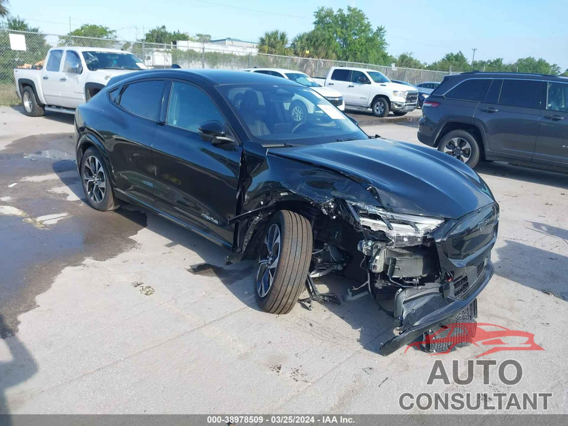 FORD MUSTANG MACH-E 2023 - 3FMTK3SU1PMA98001