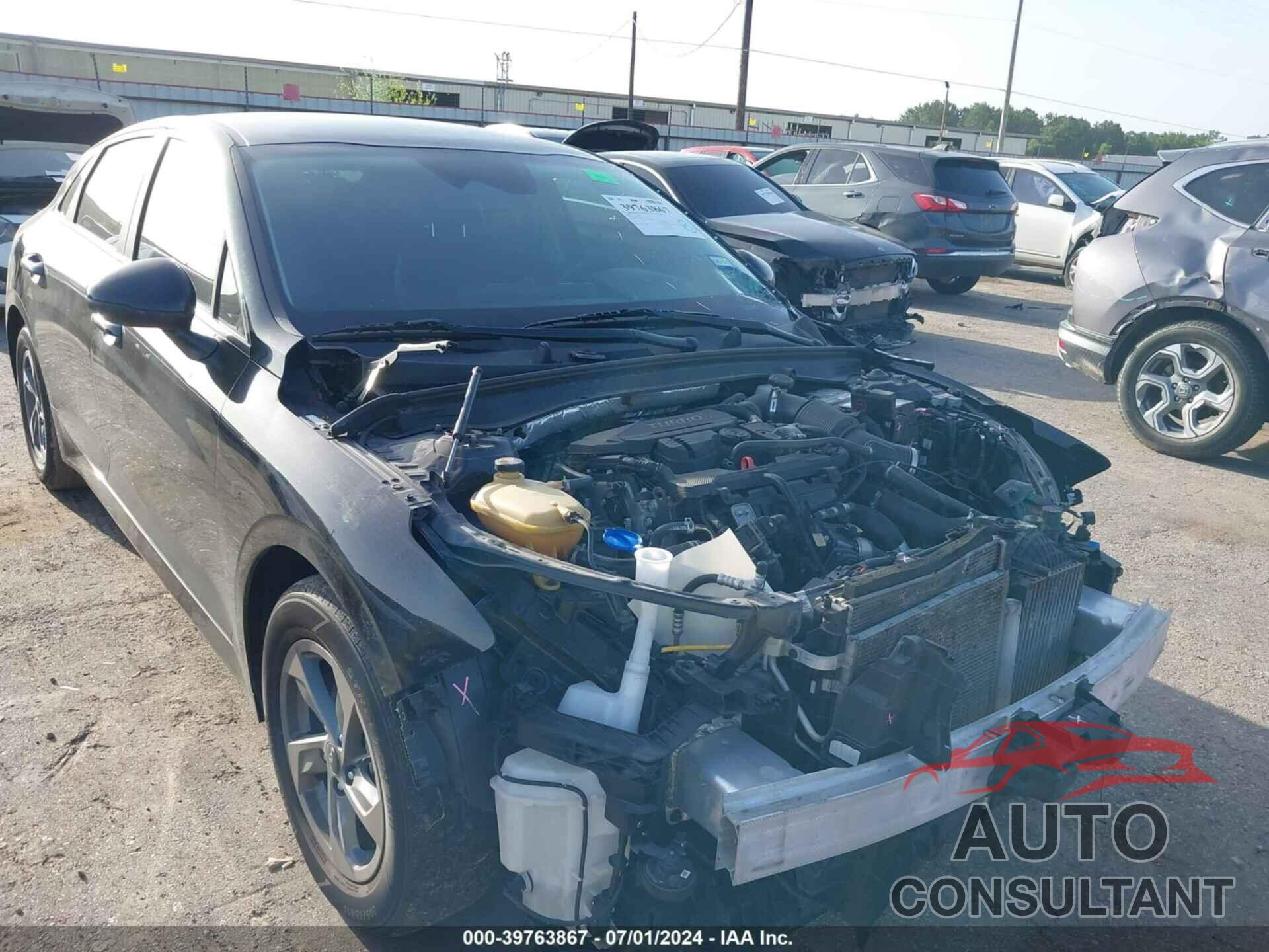 KIA K5 2022 - 5XXG14J22NG134758