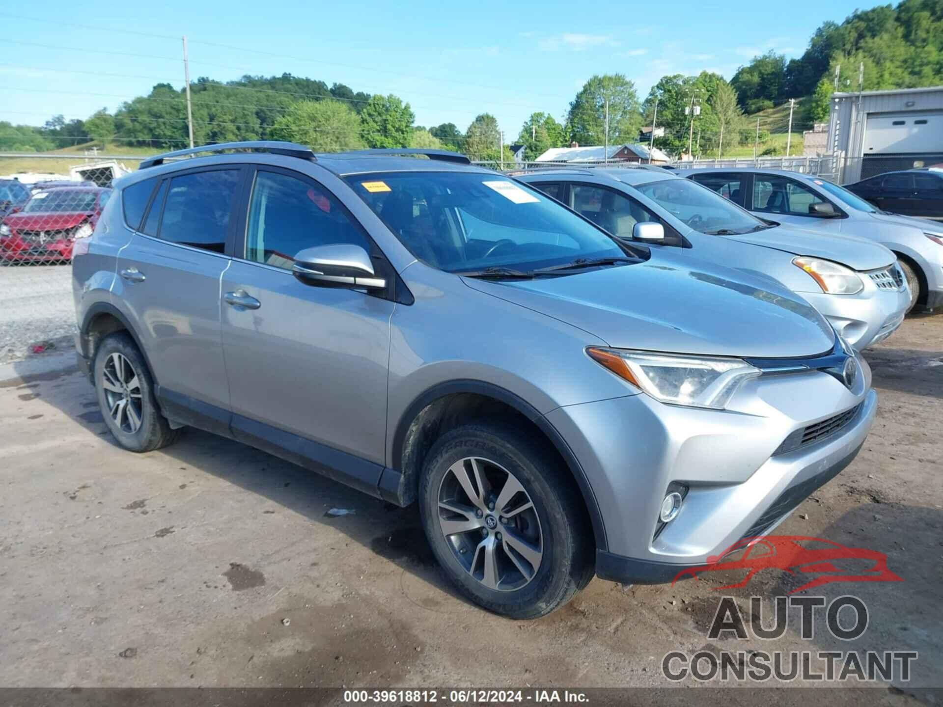 TOYOTA RAV4 2017 - 2T3RFREV0HW563846