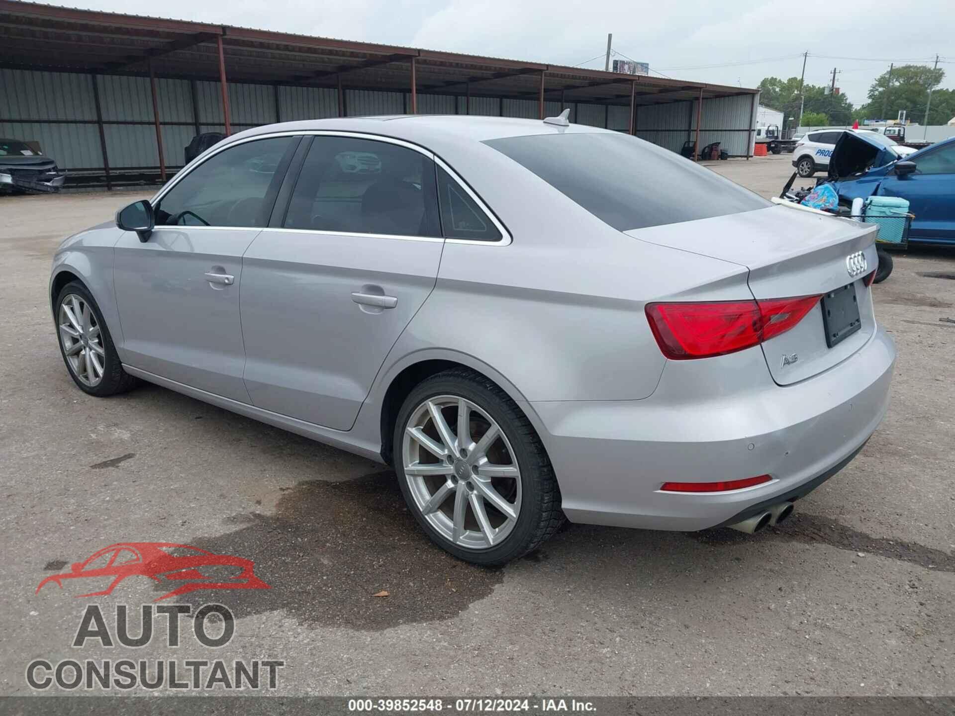 AUDI A3 2016 - WAUC7GFF2G1094879