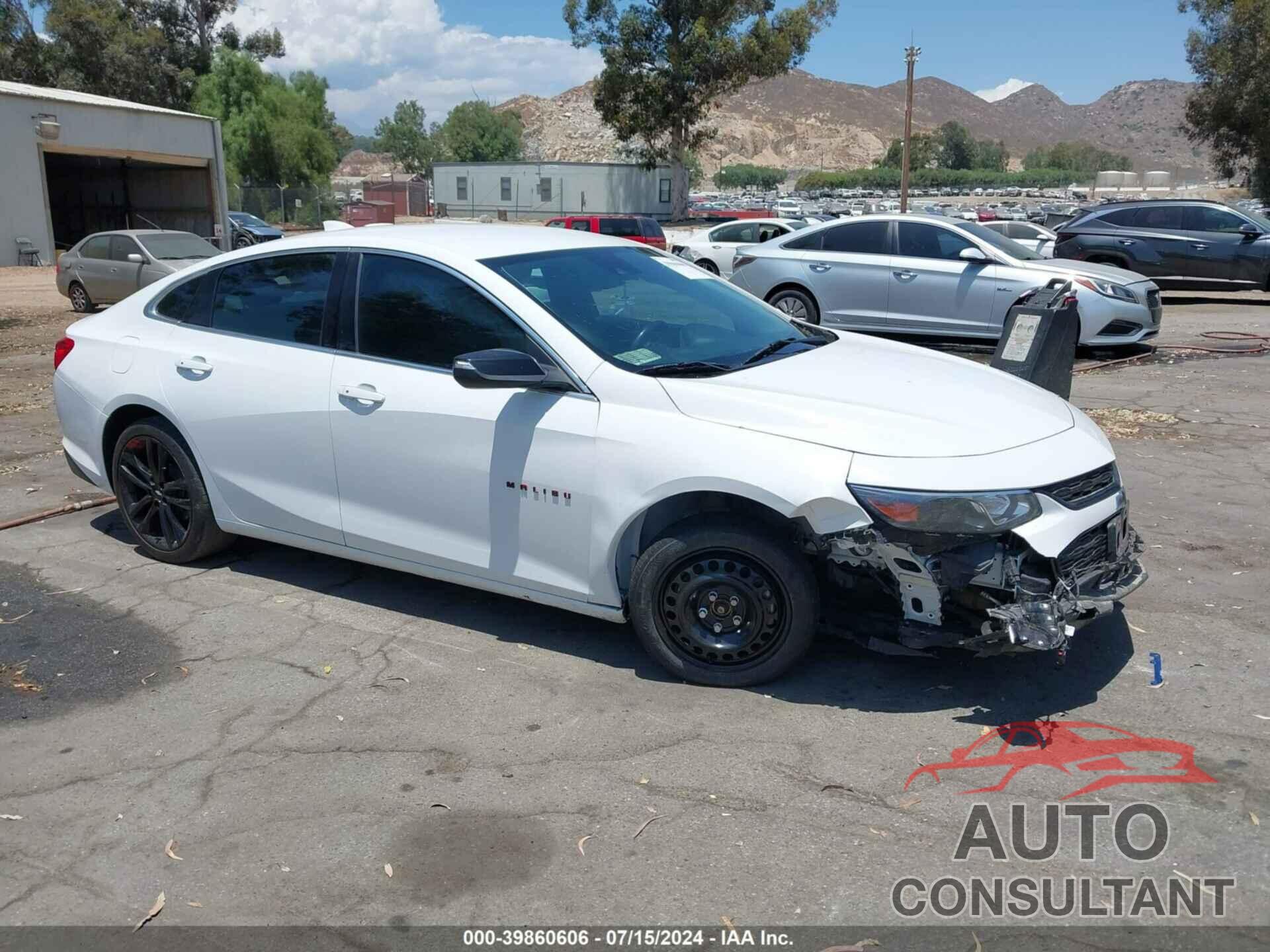 CHEVROLET MALIBU 2018 - 1G1ZD5ST7JF236040