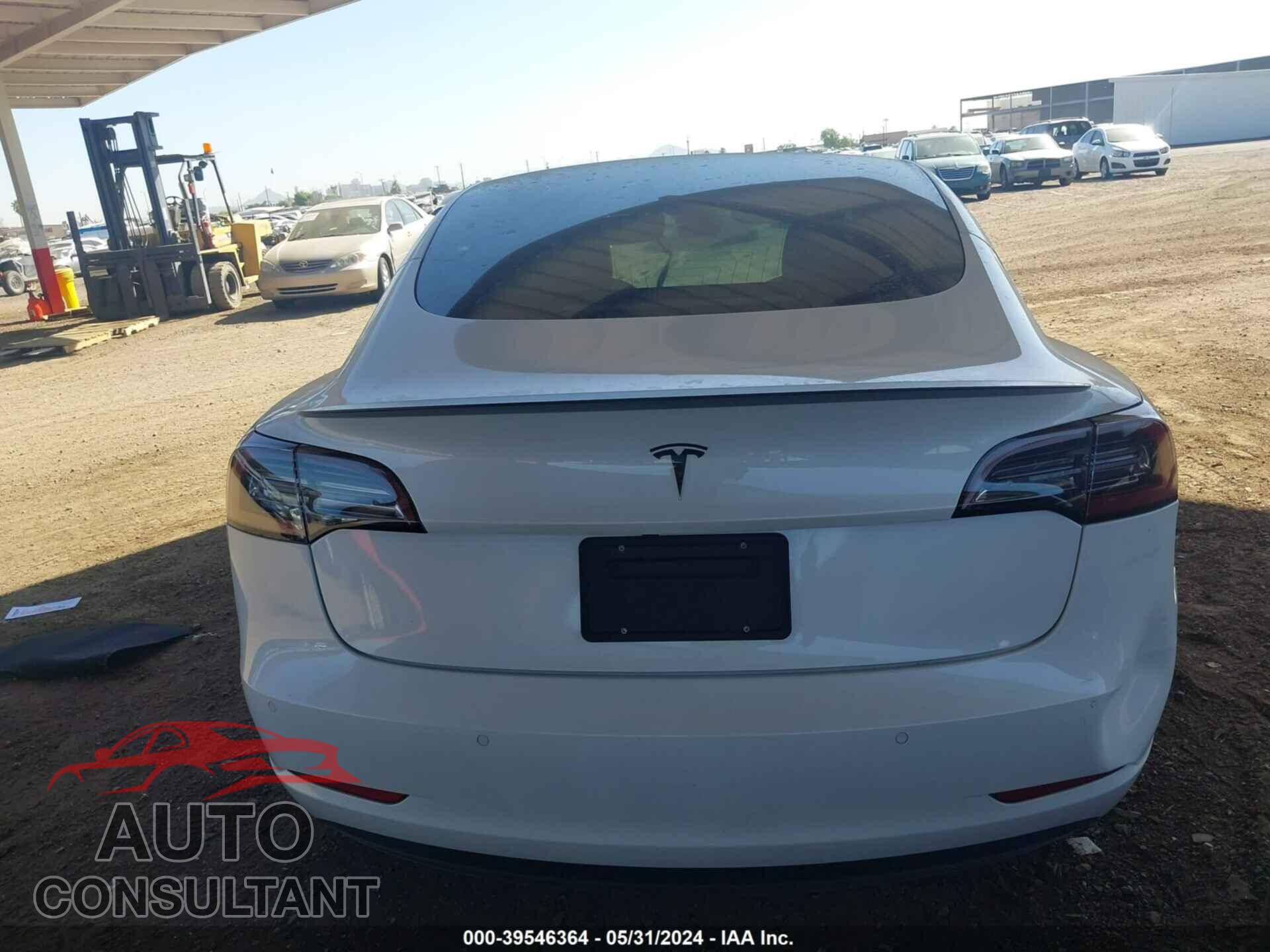 TESLA MODEL 3 2018 - 5YJ3E1EB6JF098064