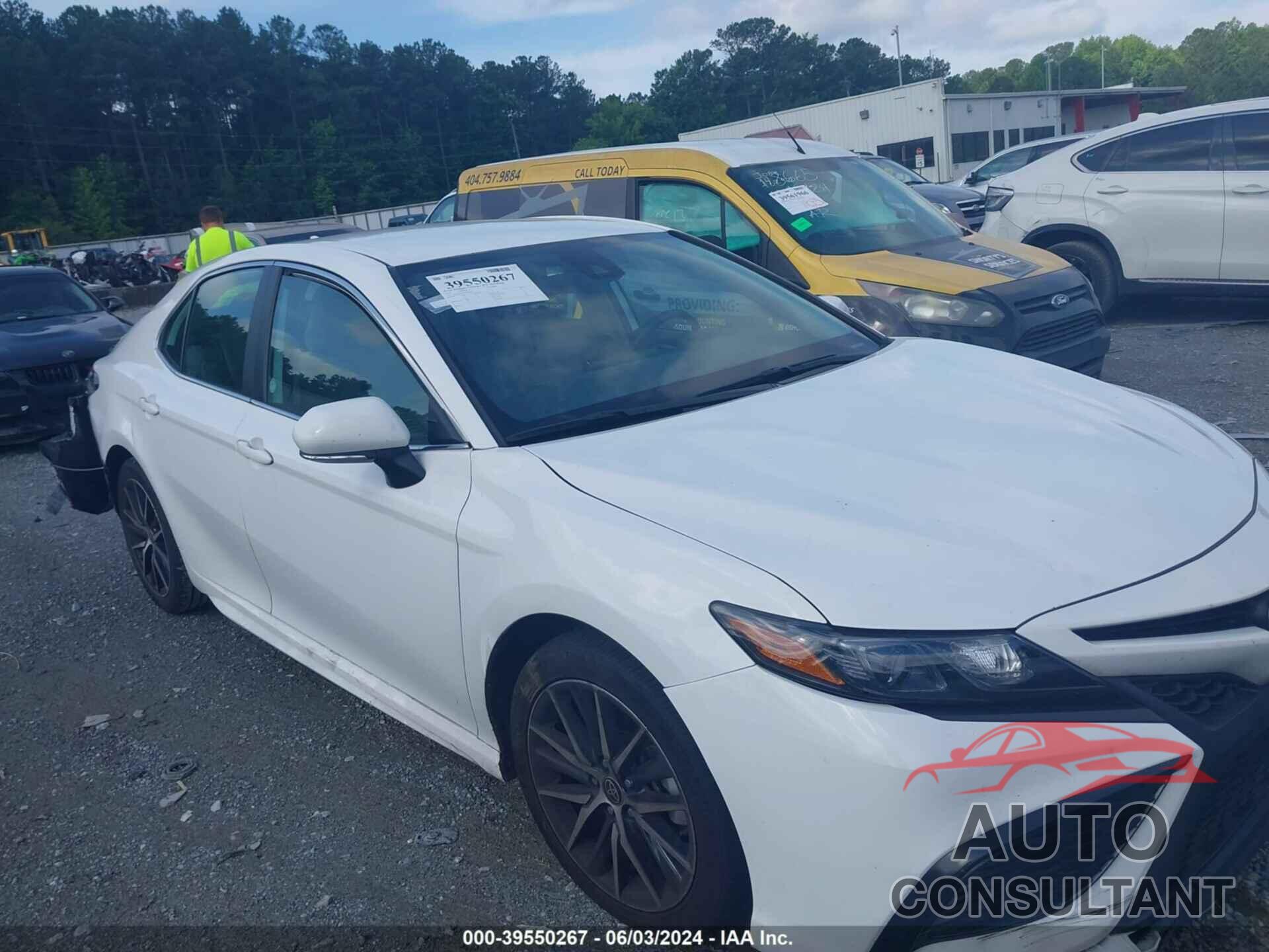 TOYOTA CAMRY 2022 - 4T1G11AK8NU662292