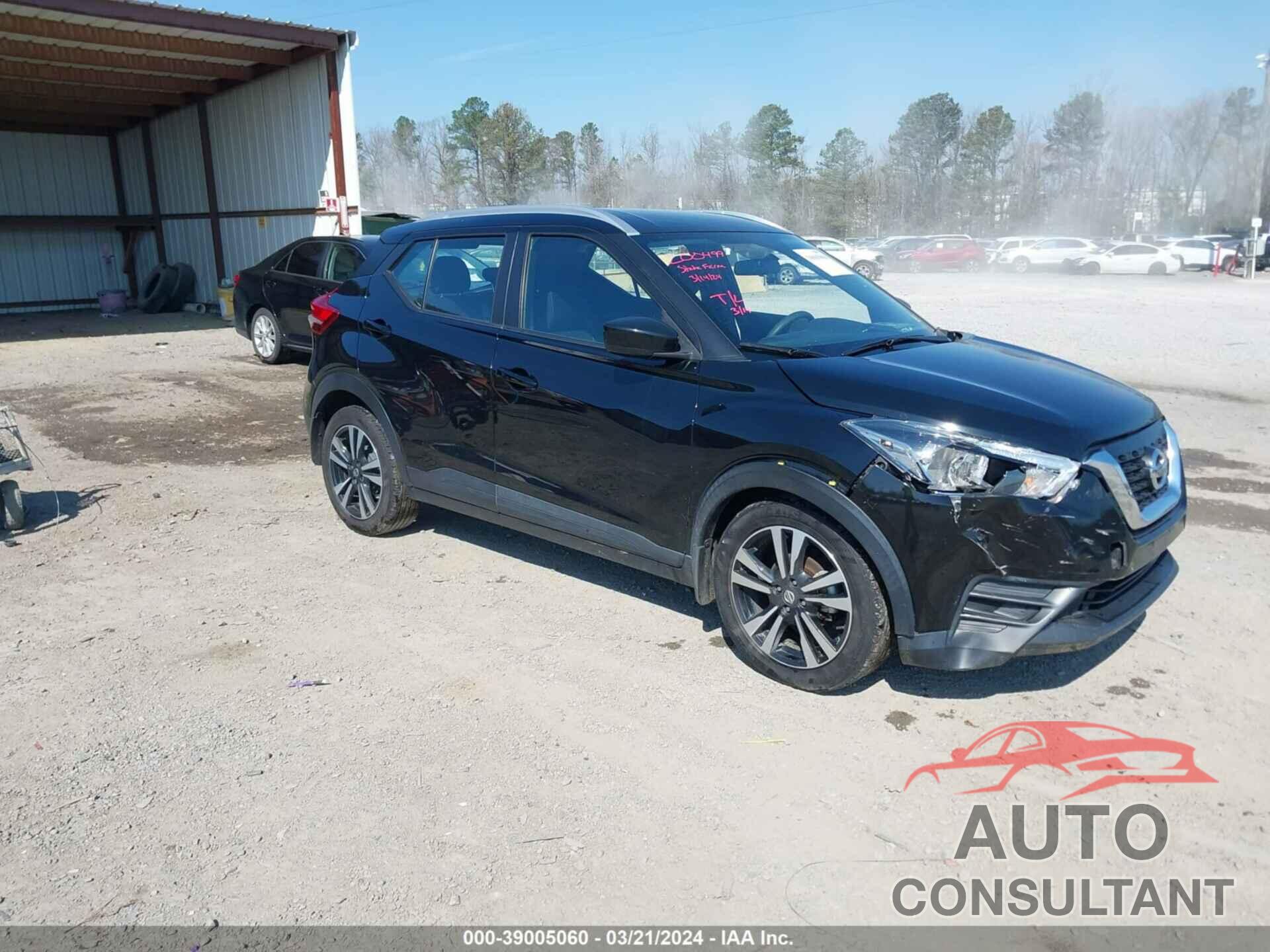 NISSAN KICKS 2018 - 3N1CP5CU5JL521890