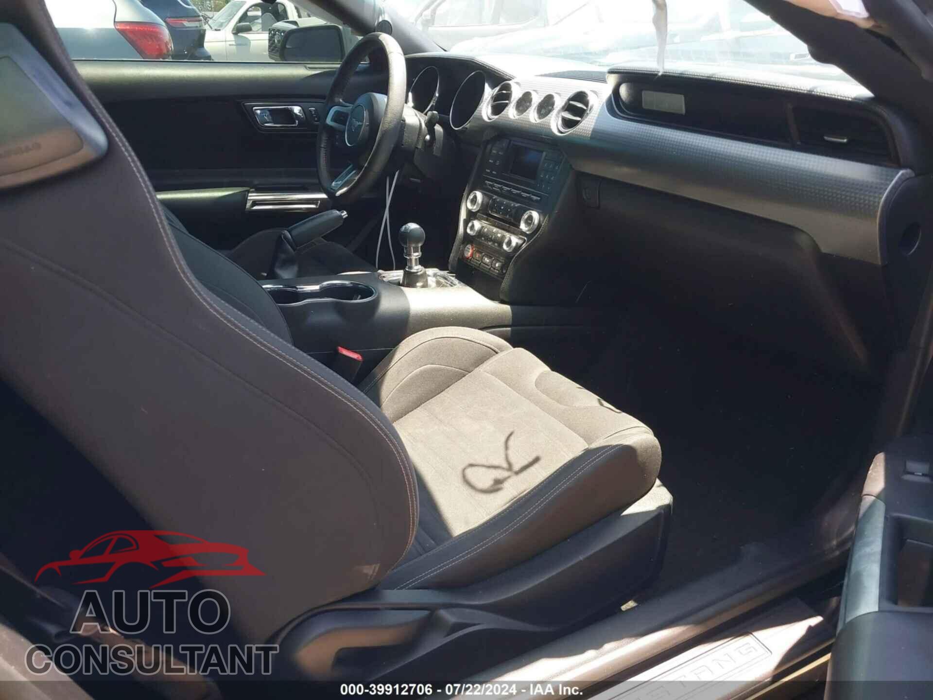FORD MUSTANG 2017 - 1FA6P8TH9H5210333