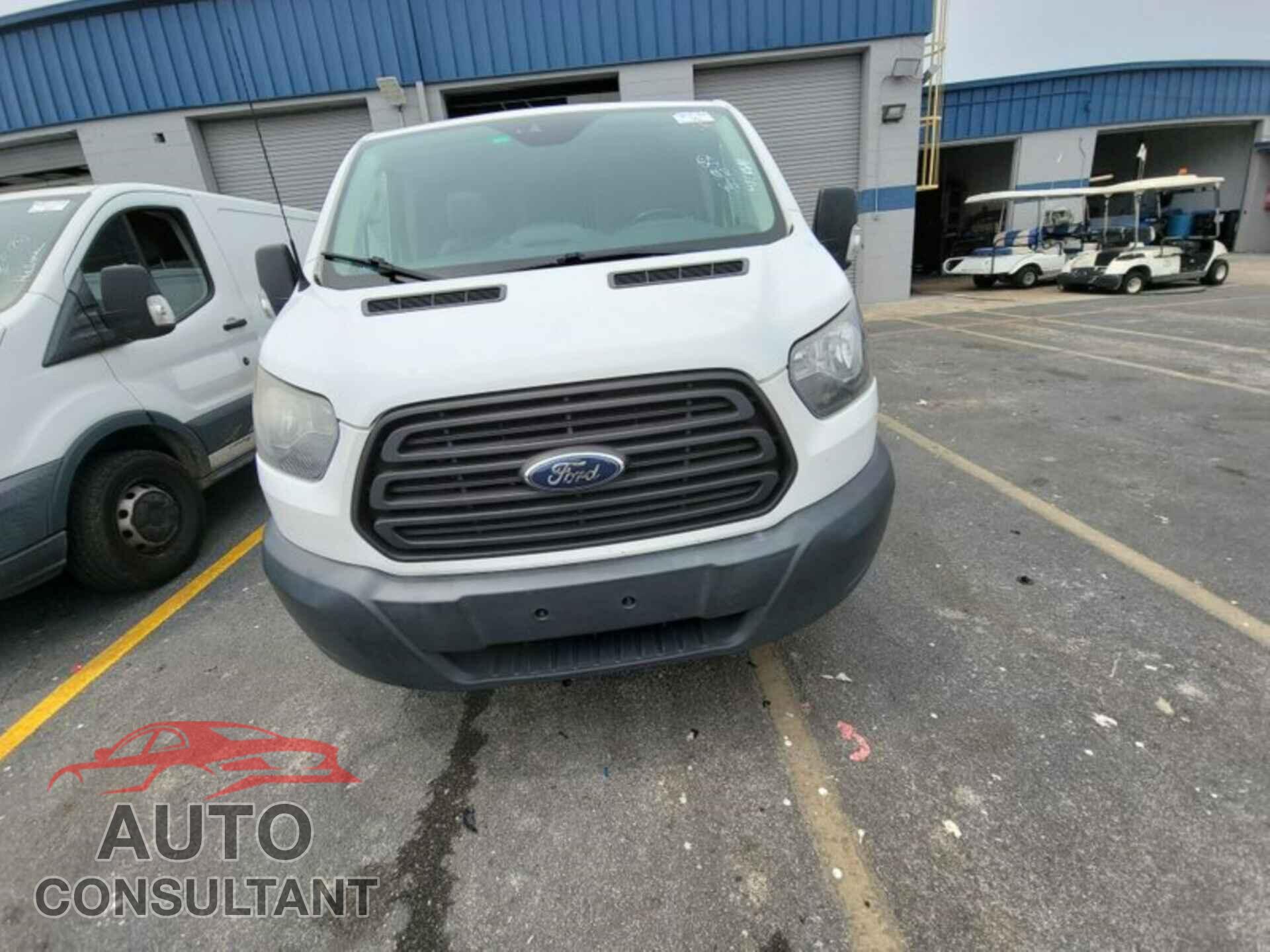 FORD TRANSIT-250 2017 - 1FTYR1YM1HKB32982