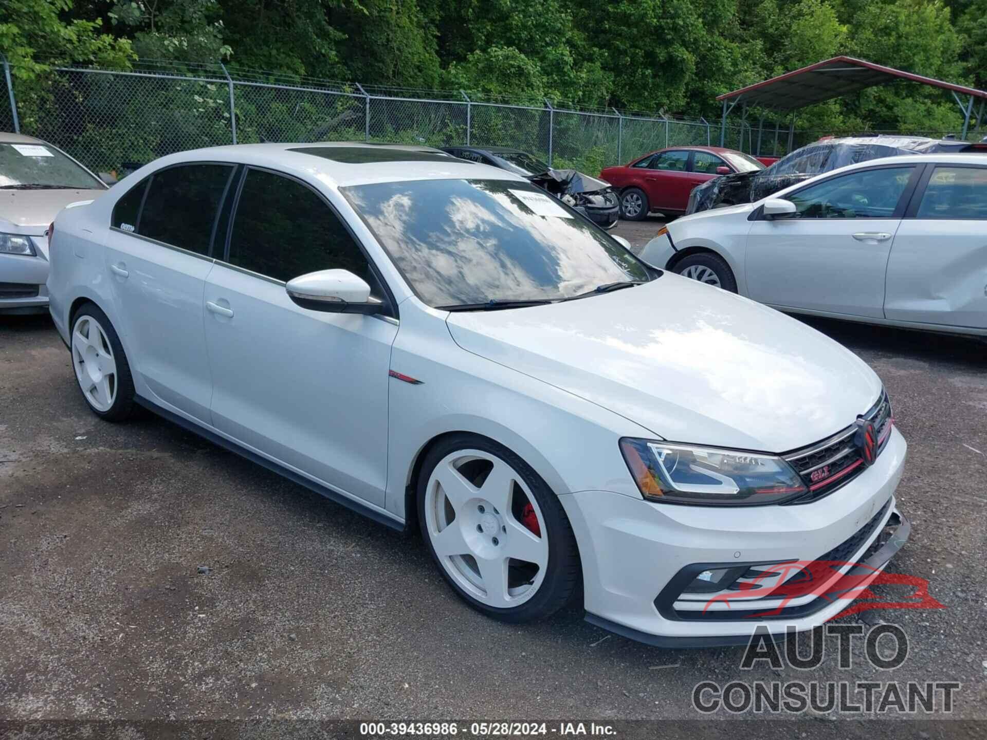 VOLKSWAGEN JETTA 2016 - 3VW5T7AJXGM370860