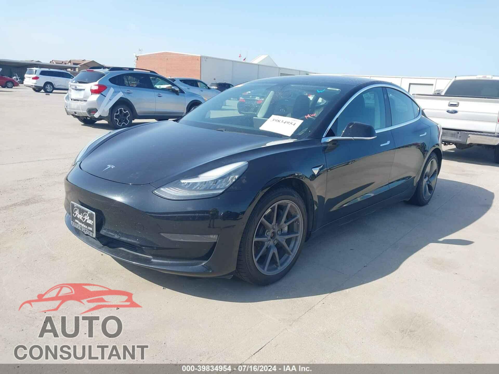 TESLA MODEL 3 2018 - 5YJ3E1EB7JF103787