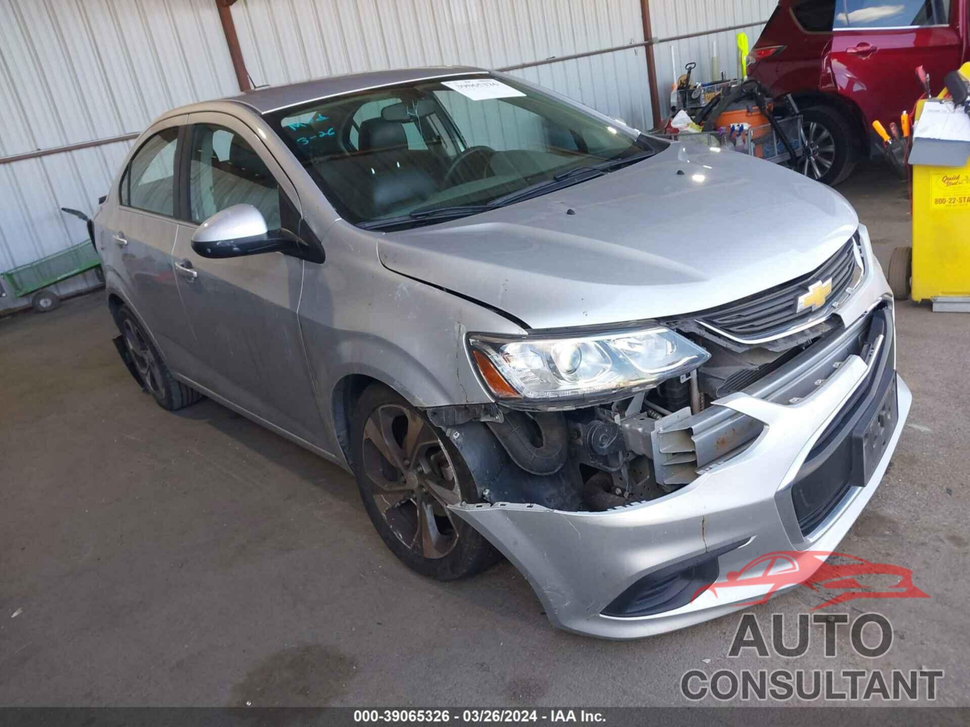 CHEVROLET SONIC 2019 - 1G1JF5SB7K4129873