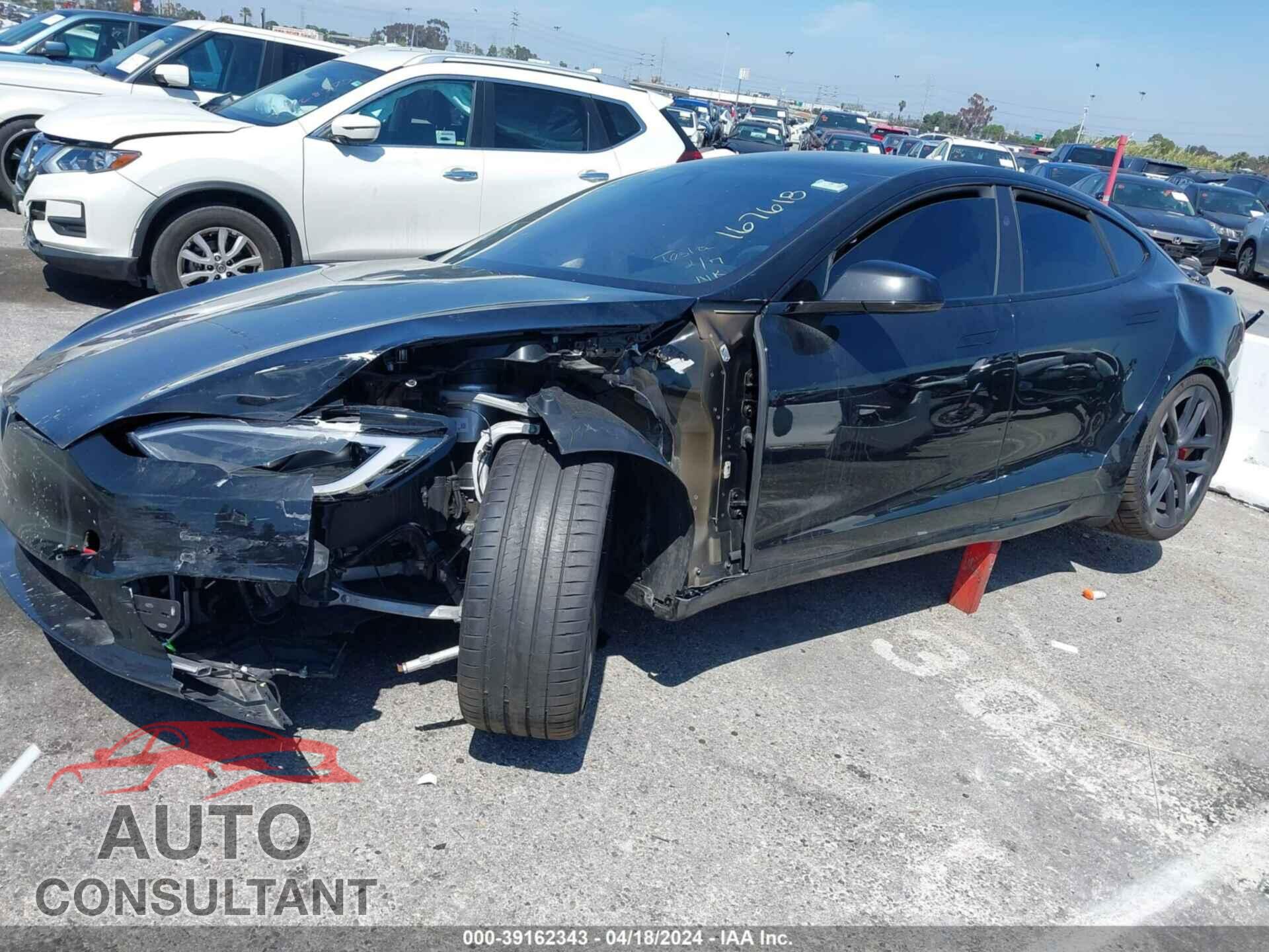 TESLA MODEL S 2023 - 5YJSA1E6XPF524602