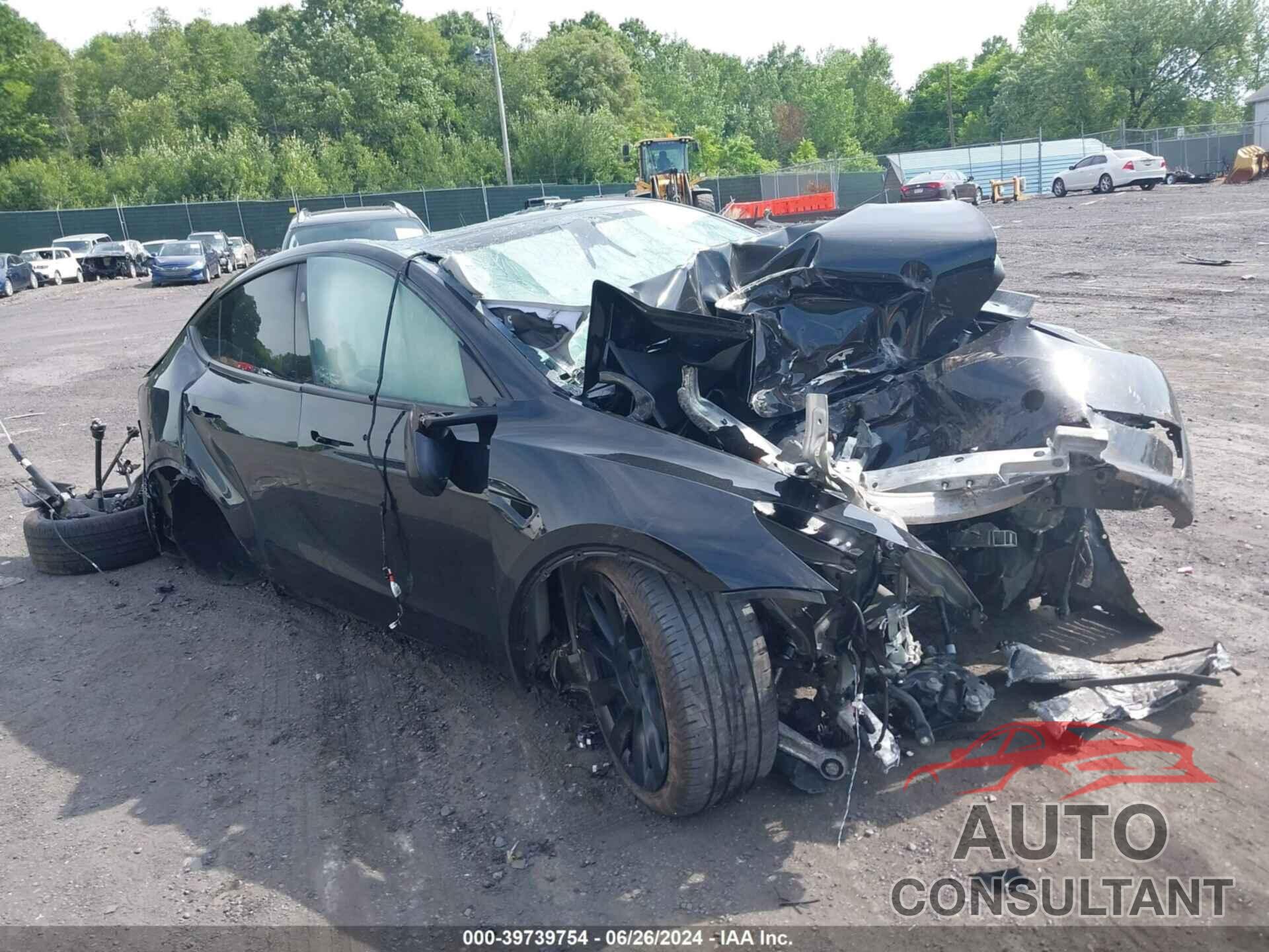 TESLA MODEL Y 2023 - 7SAYGDEE1PA184256