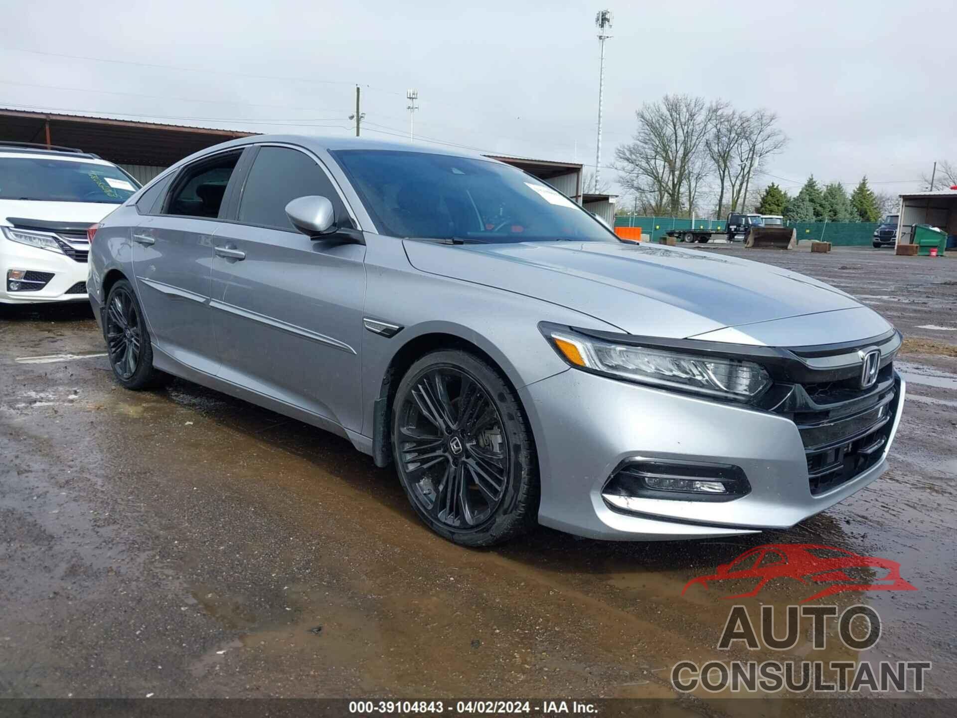 HONDA ACCORD 2018 - 1HGCV1F33JA090585