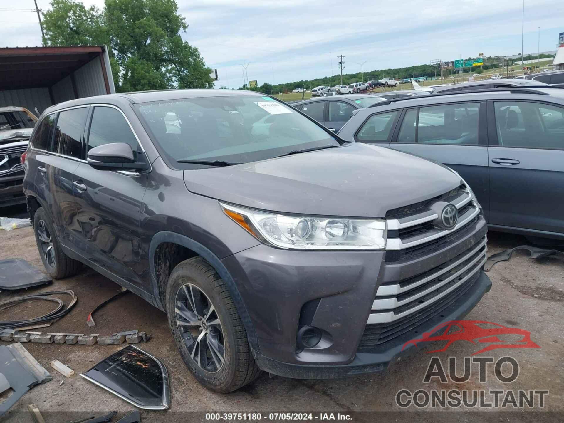 TOYOTA HIGHLANDER 2019 - 5TDZZRFH6KS368794