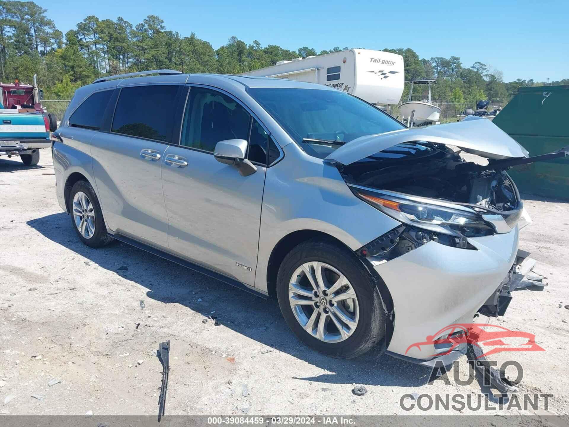 TOYOTA SIENNA 2021 - 5TDESKFC9MS001695