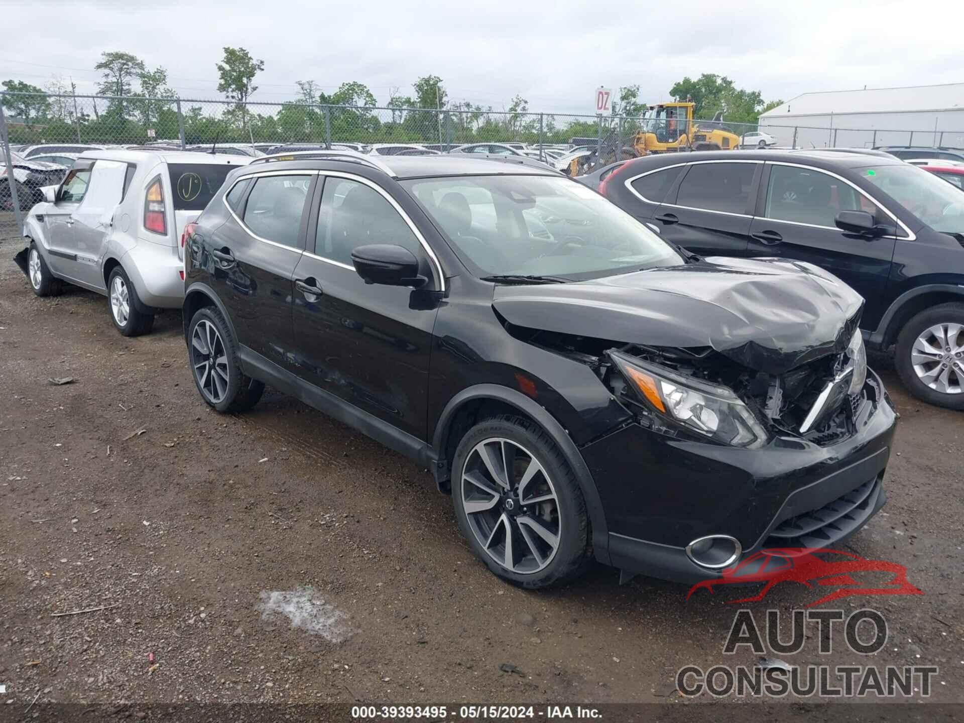 NISSAN ROGUE SPORT 2017 - JN1BJ1CR9HW108201