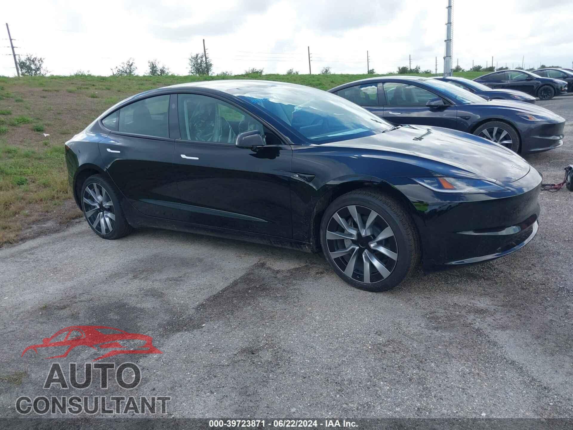 TESLA MODEL 3 2024 - 5YJ3E1EA1RF751211