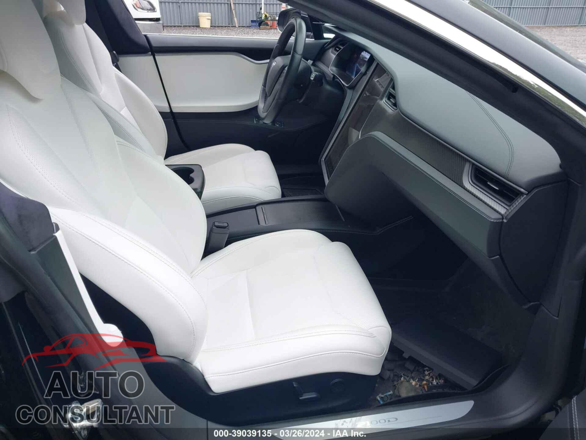TESLA MODEL S 2018 - 5YJSA1E47JF282373