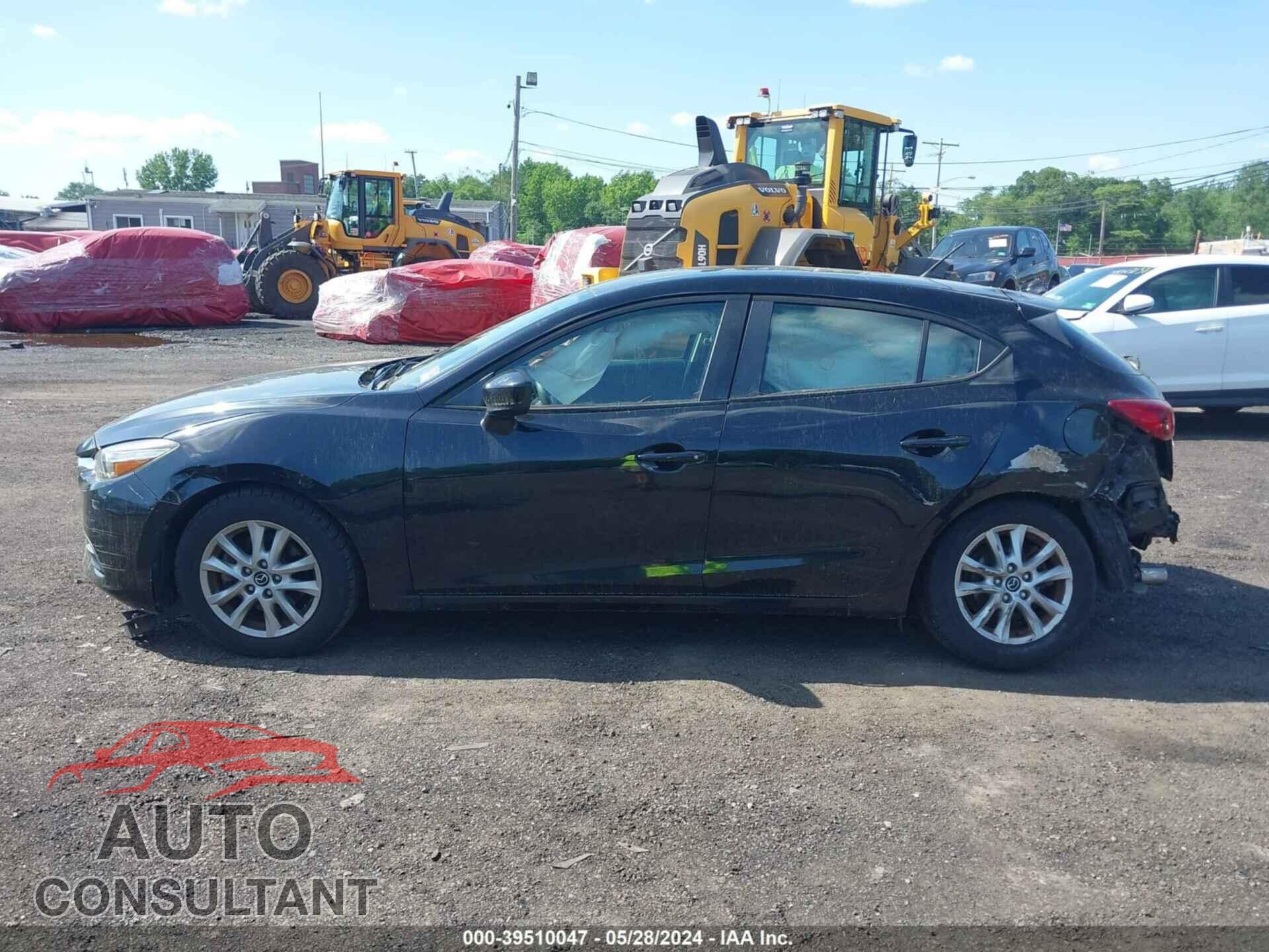 MAZDA MAZDA3 2017 - 3MZBN1K76HM158052