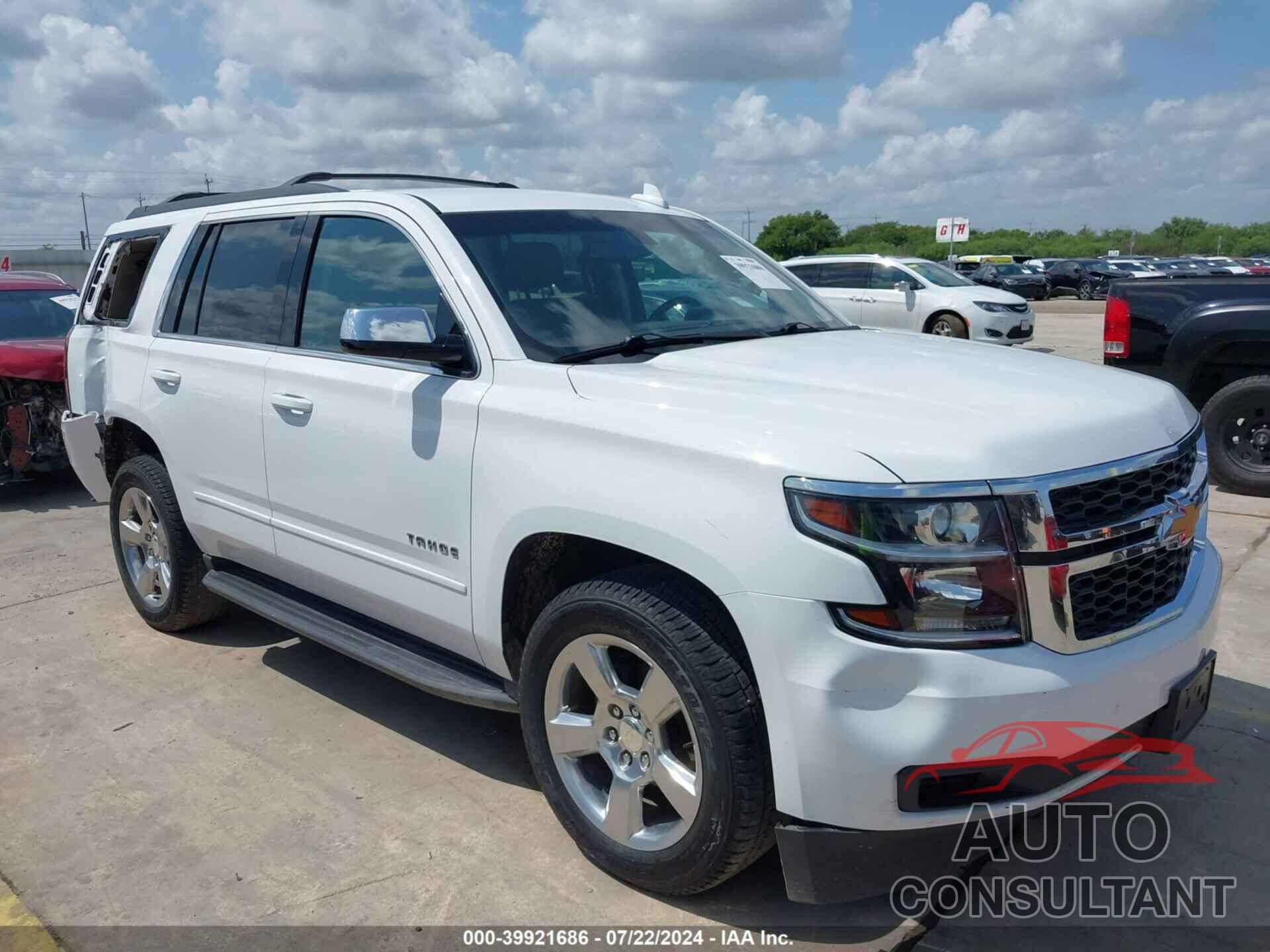 CHEVROLET TAHOE 2017 - 1GNSCAKC8HR405454