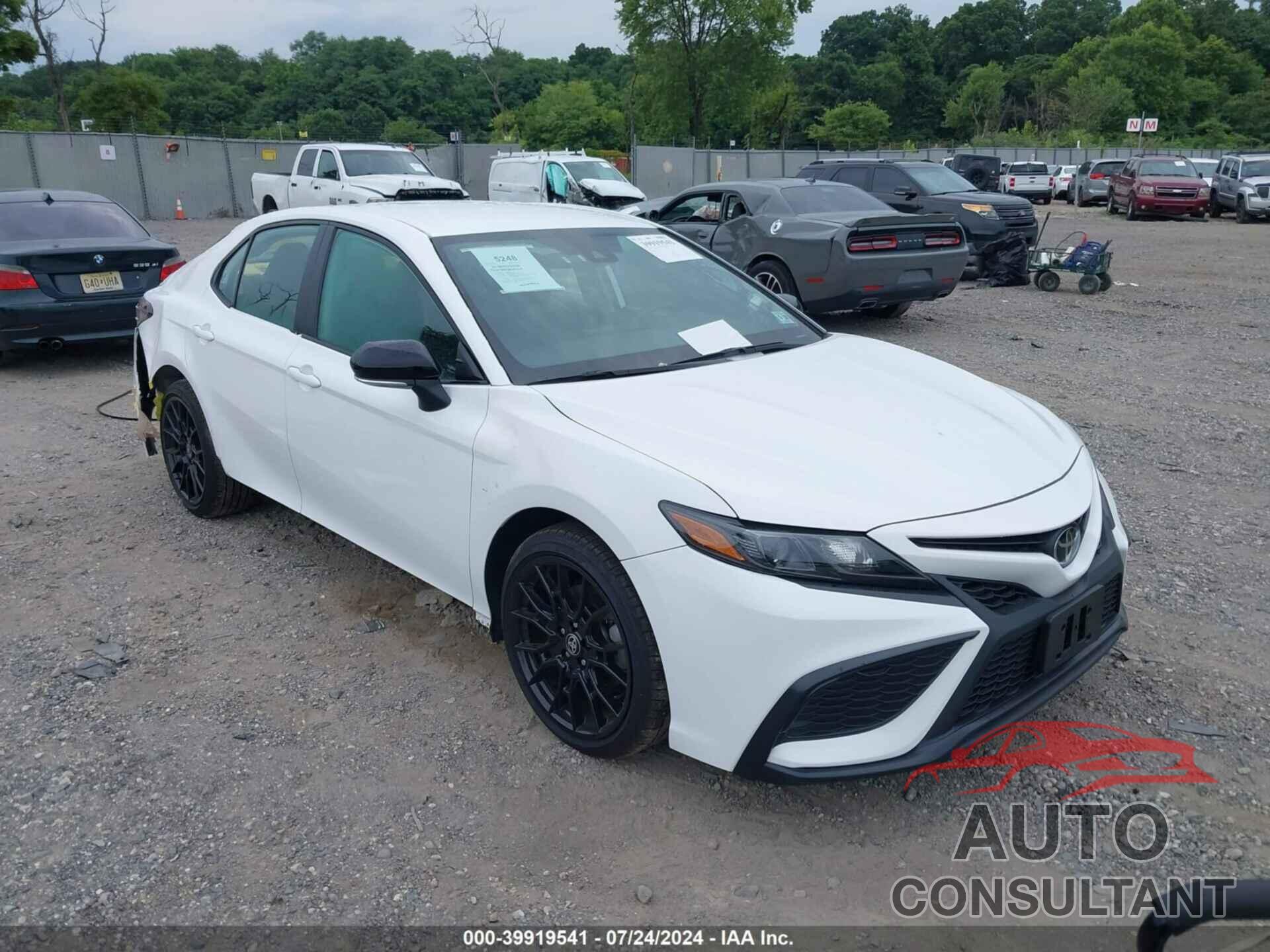 TOYOTA CAMRY 2023 - 4T1G11AK2PU093541
