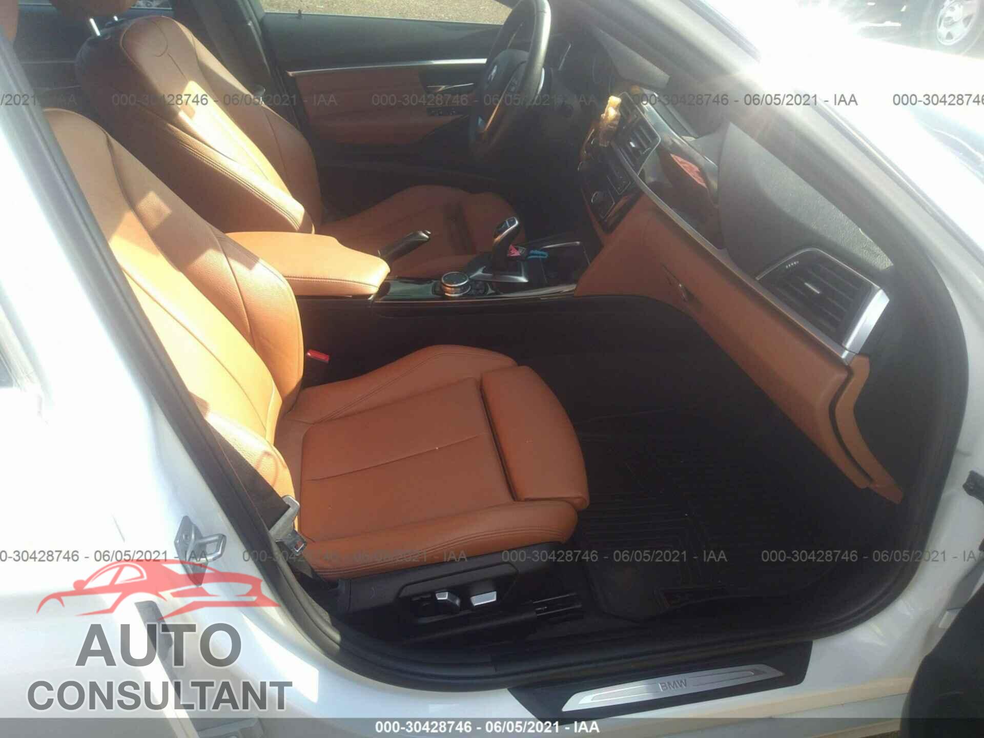 BMW 3 SERIES 2017 - WBA8B9C56HK675664