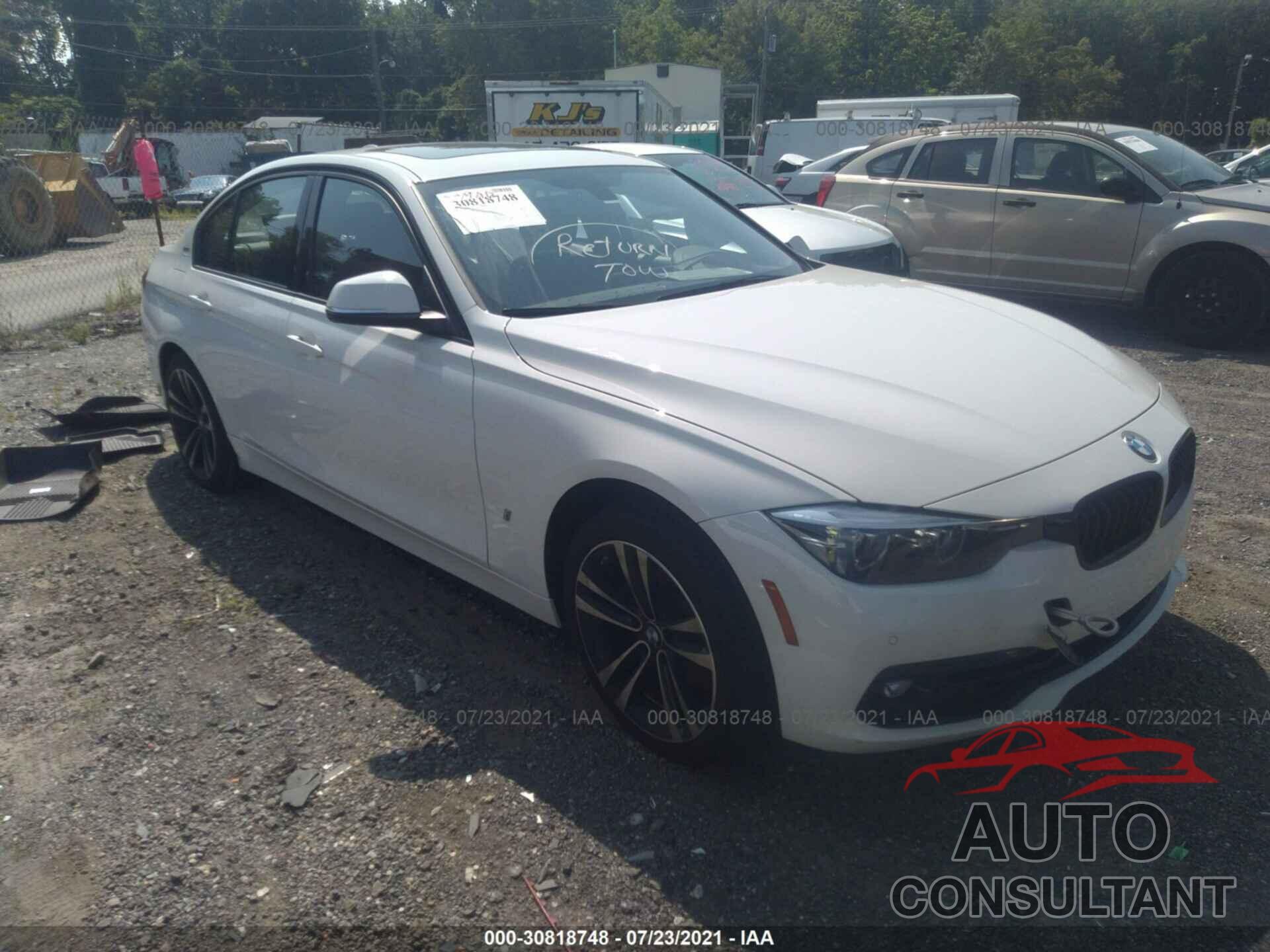 BMW 3 SERIES 2018 - WBA8E1C51JA756527