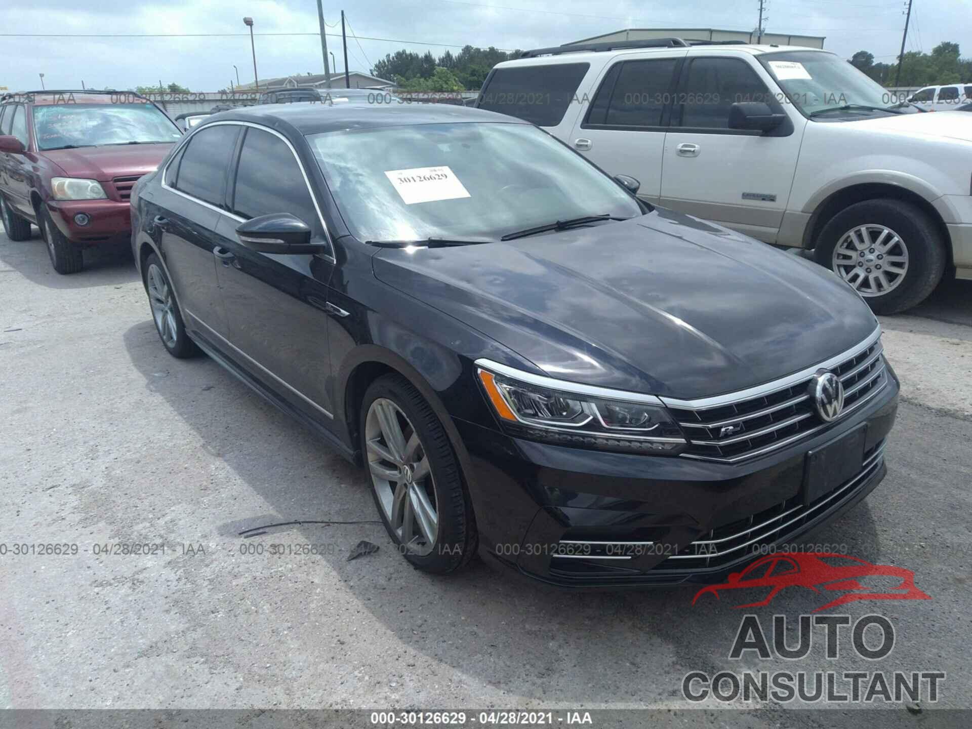 VOLKSWAGEN PASSAT 2017 - 1VWDT7A33HC060372