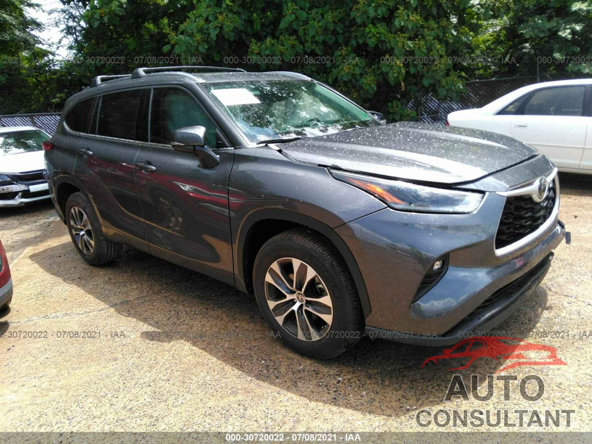 TOYOTA HIGHLANDER 2021 - 5TDGZRAH0MS528363