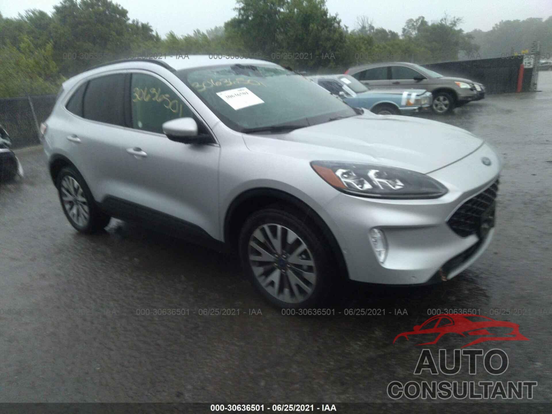 FORD ESCAPE 2020 - 1FMCU9J92LUB15890