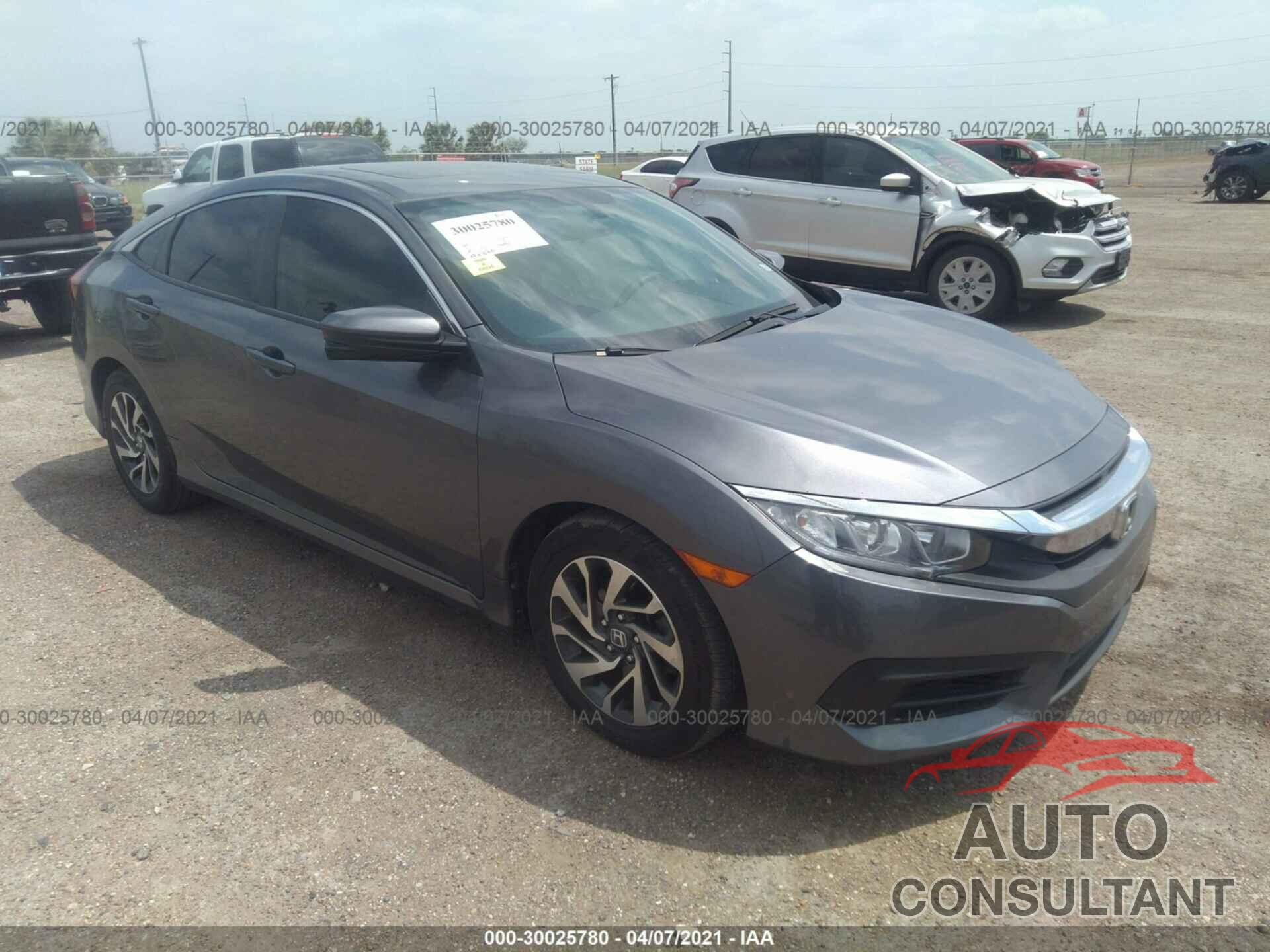 HONDA CIVIC SEDAN 2017 - 19XFC2F71HE008709