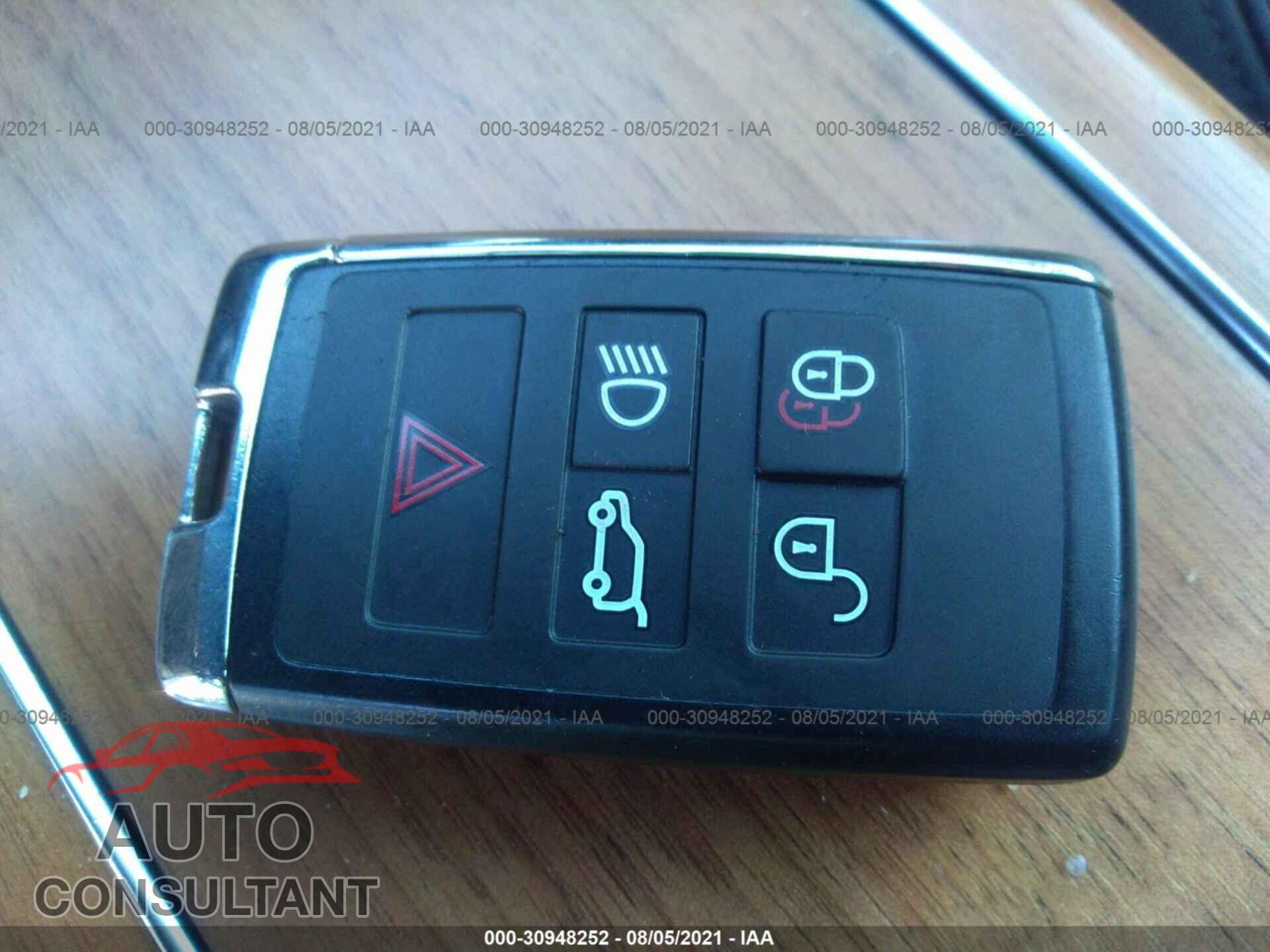 LAND ROVER RANGE ROVER 2018 - SALGS5RE1JA397002