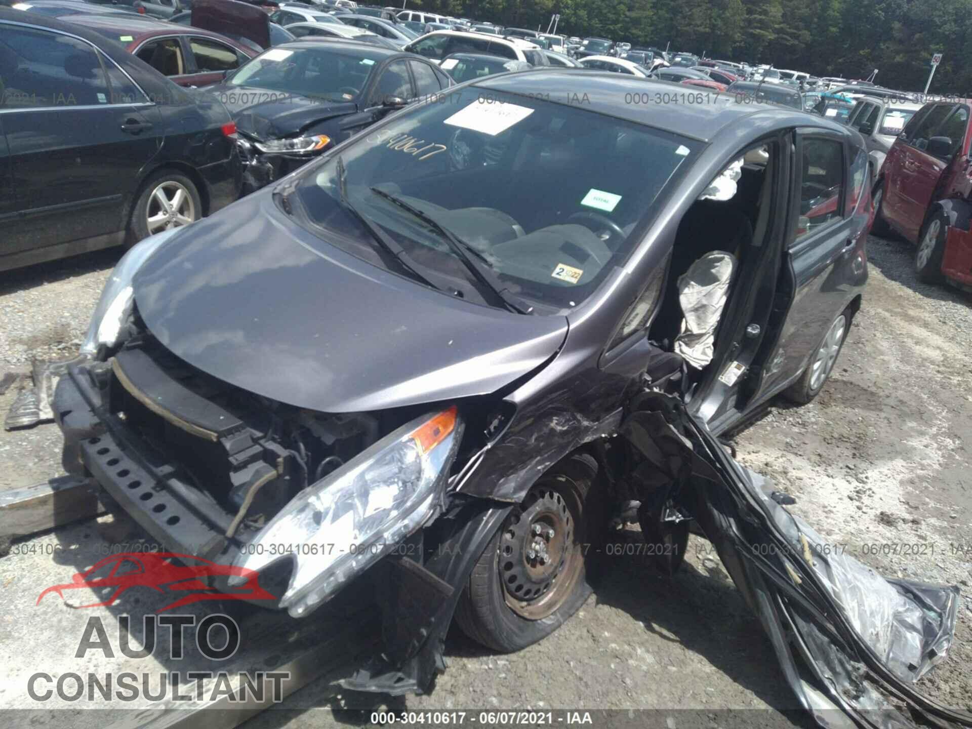 NISSAN VERSA NOTE 2016 - 3N1CE2CP8GL374827