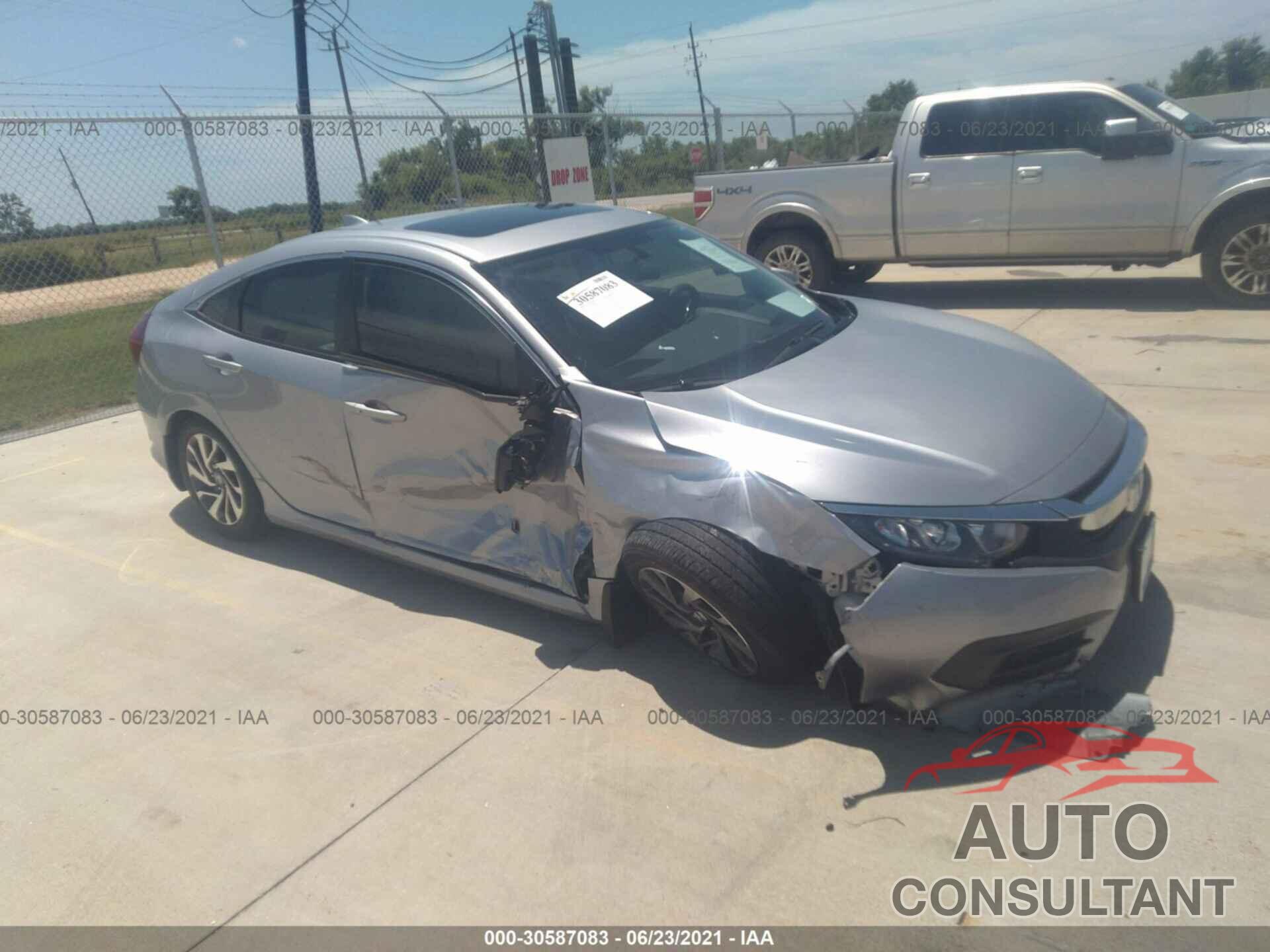 HONDA CIVIC SEDAN 2017 - 2HGFC2F70HH565276