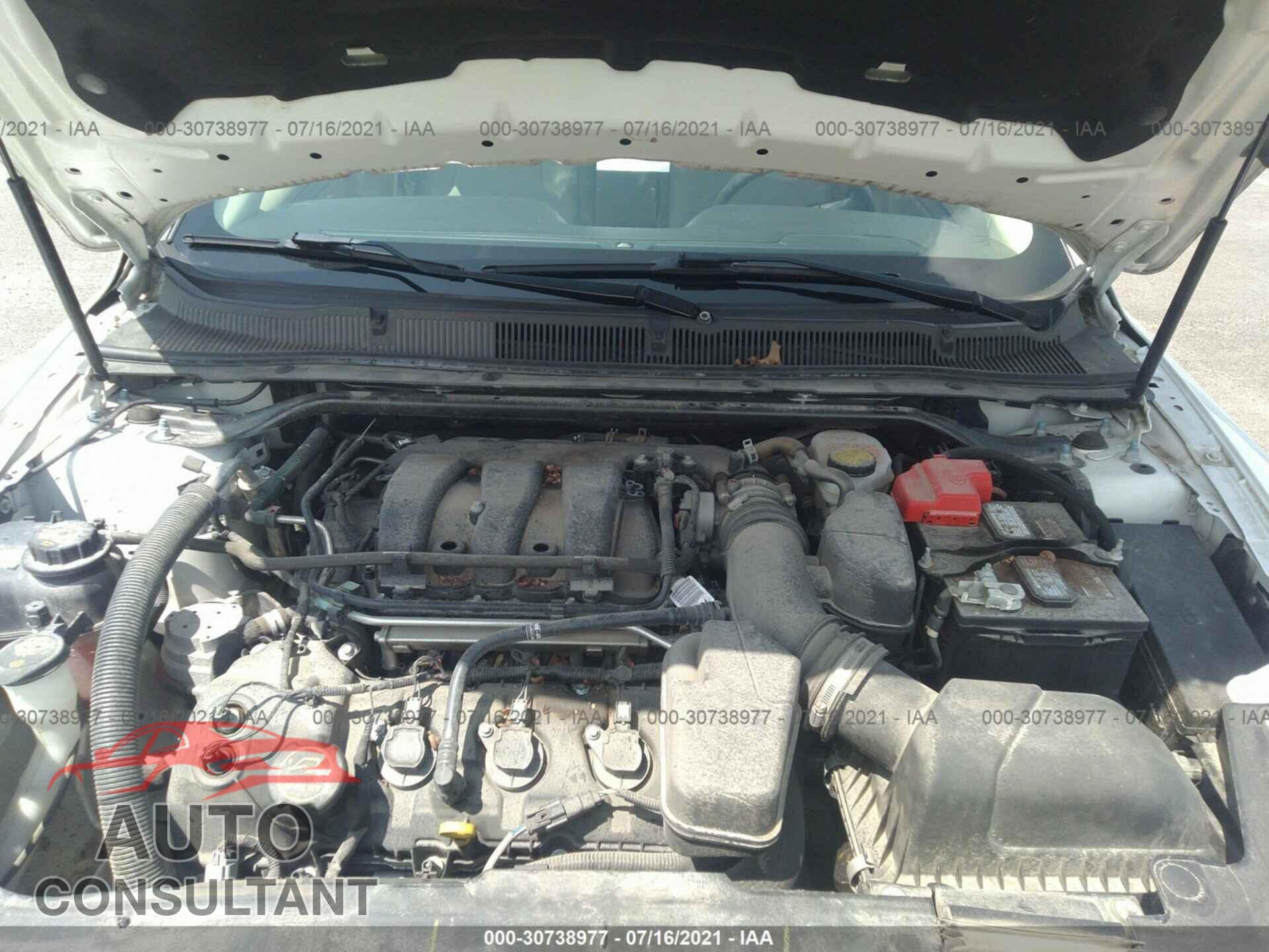 FORD TAURUS 2018 - 1FAHP2D82JG101467