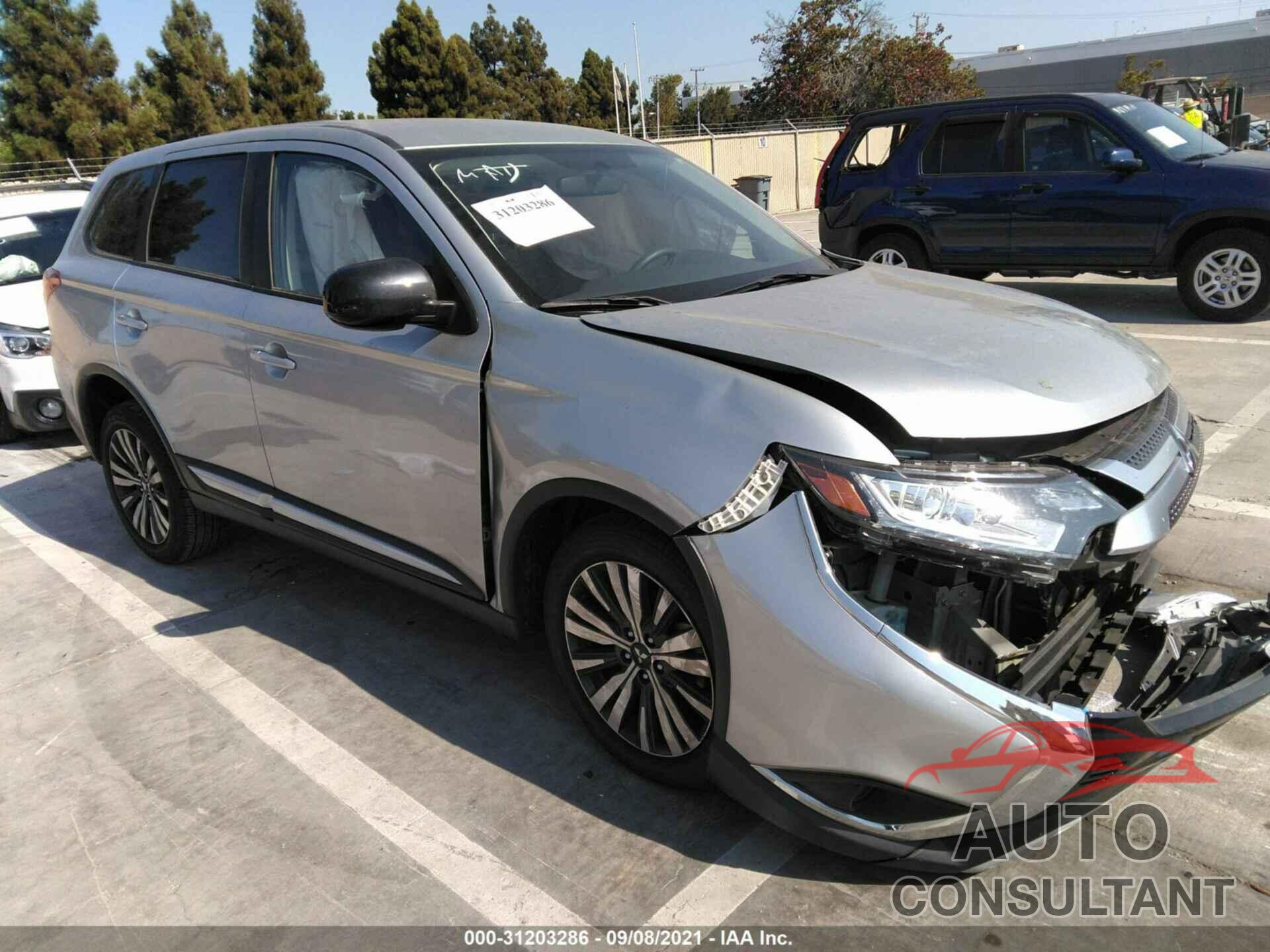MITSUBISHI OUTLANDER 2020 - JA4AD2A35LZ018128