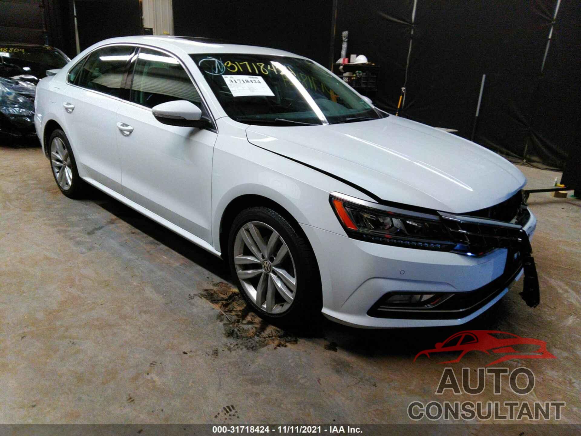 VOLKSWAGEN PASSAT 2018 - 1VWBA7A3XJC023547